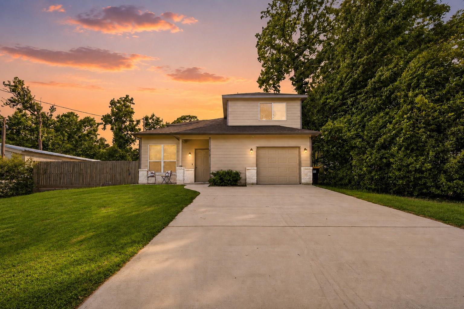 12789 Royal West Drive — photo