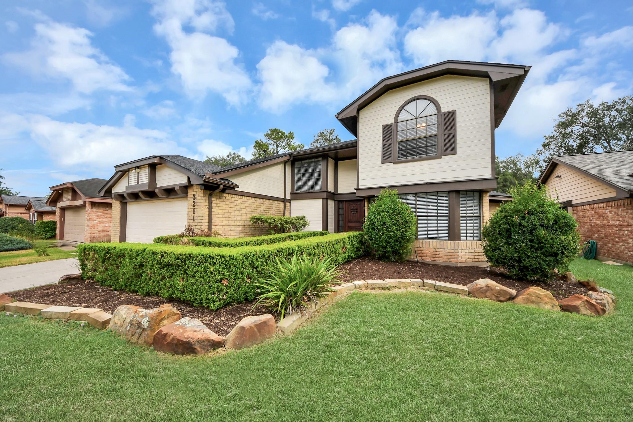 3211 The Highlands Drive — photo