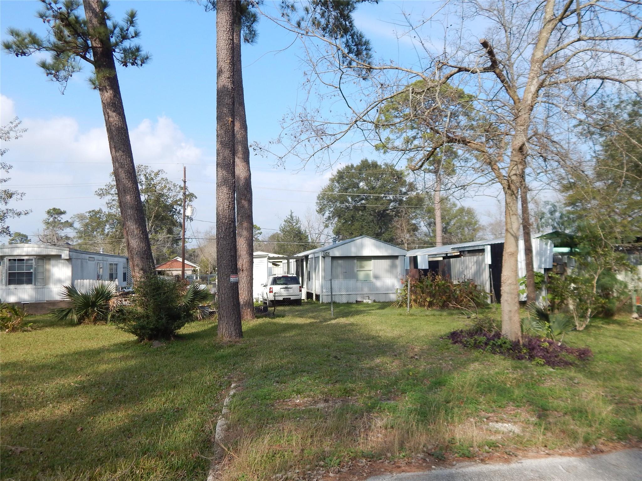9343 Greens Road — photo