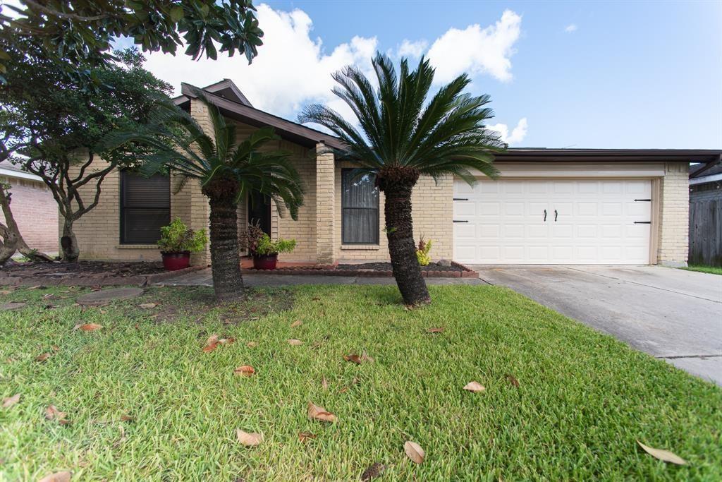 16031 Windom Drive — photo