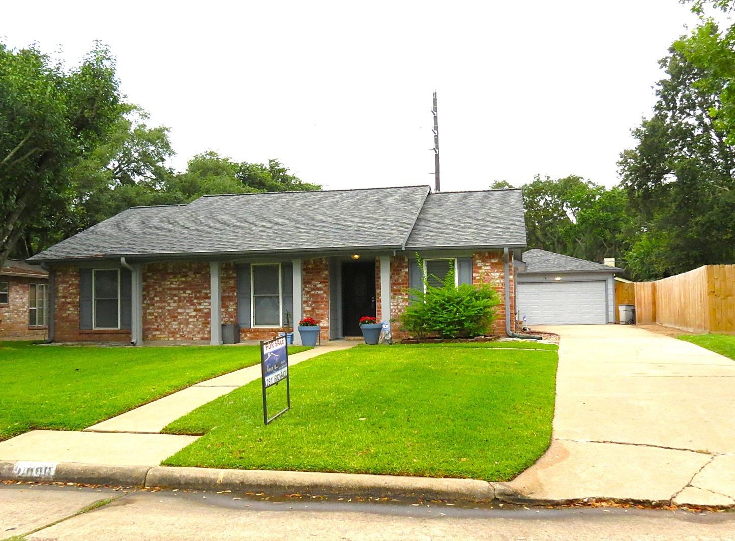 1006 Crossfield Drive — photo