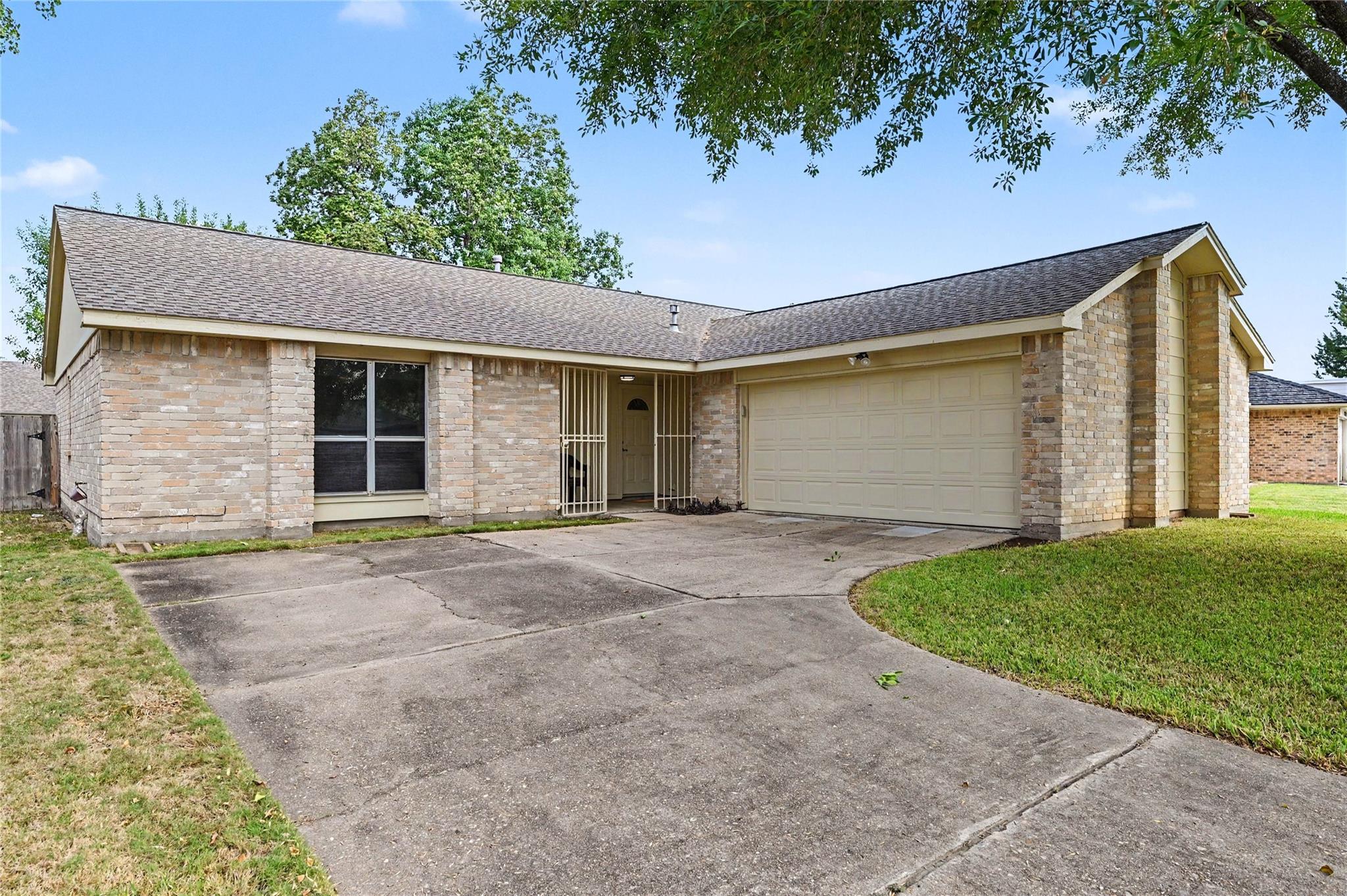13122 Chipman Glen Drive — photo