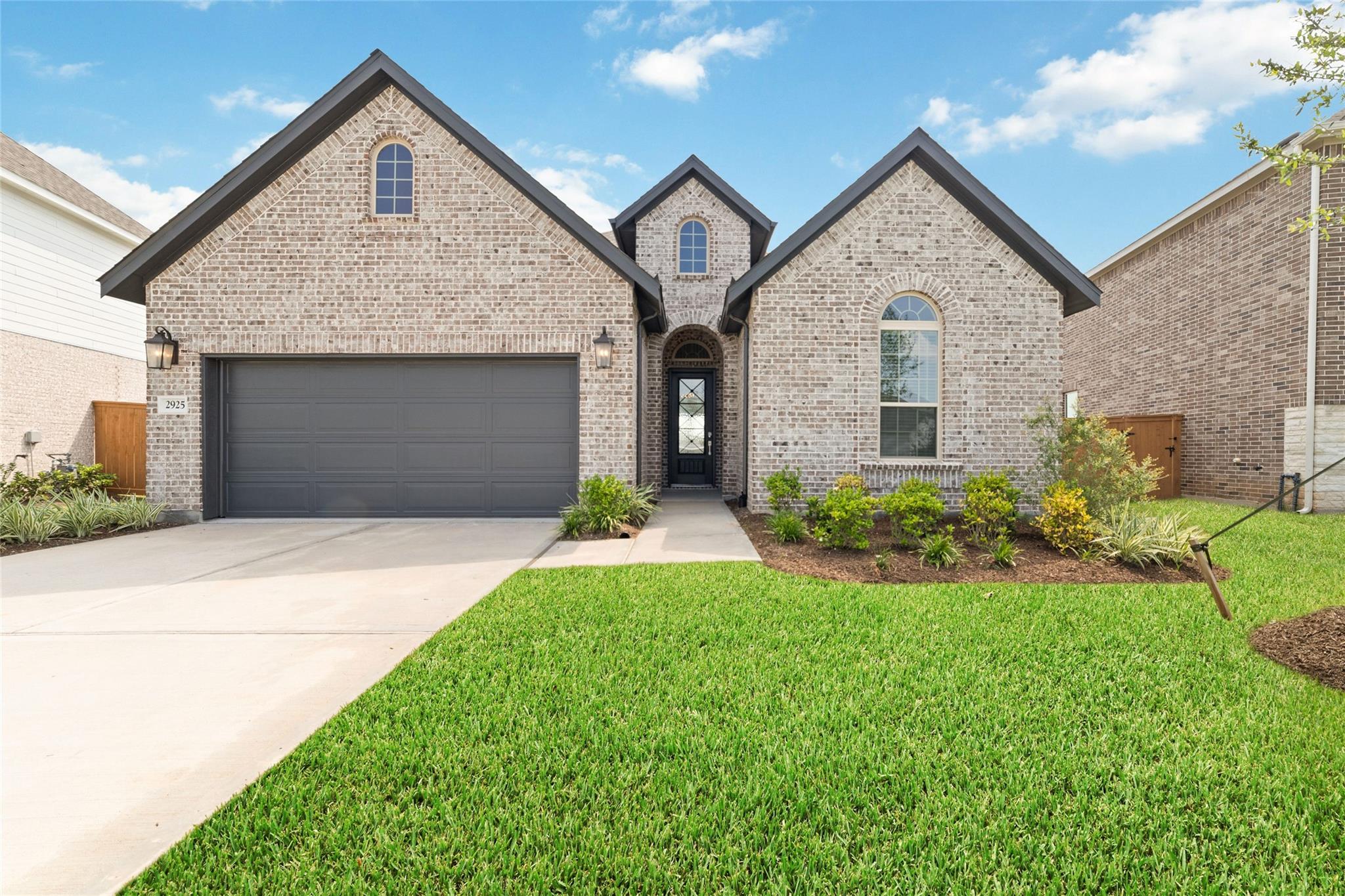 2925 Gleason Terrace Lane — photo