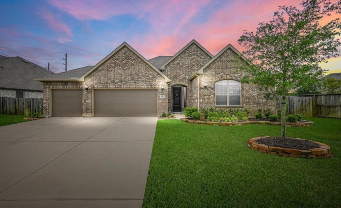 7506 Thornberry Springs Lane — photo