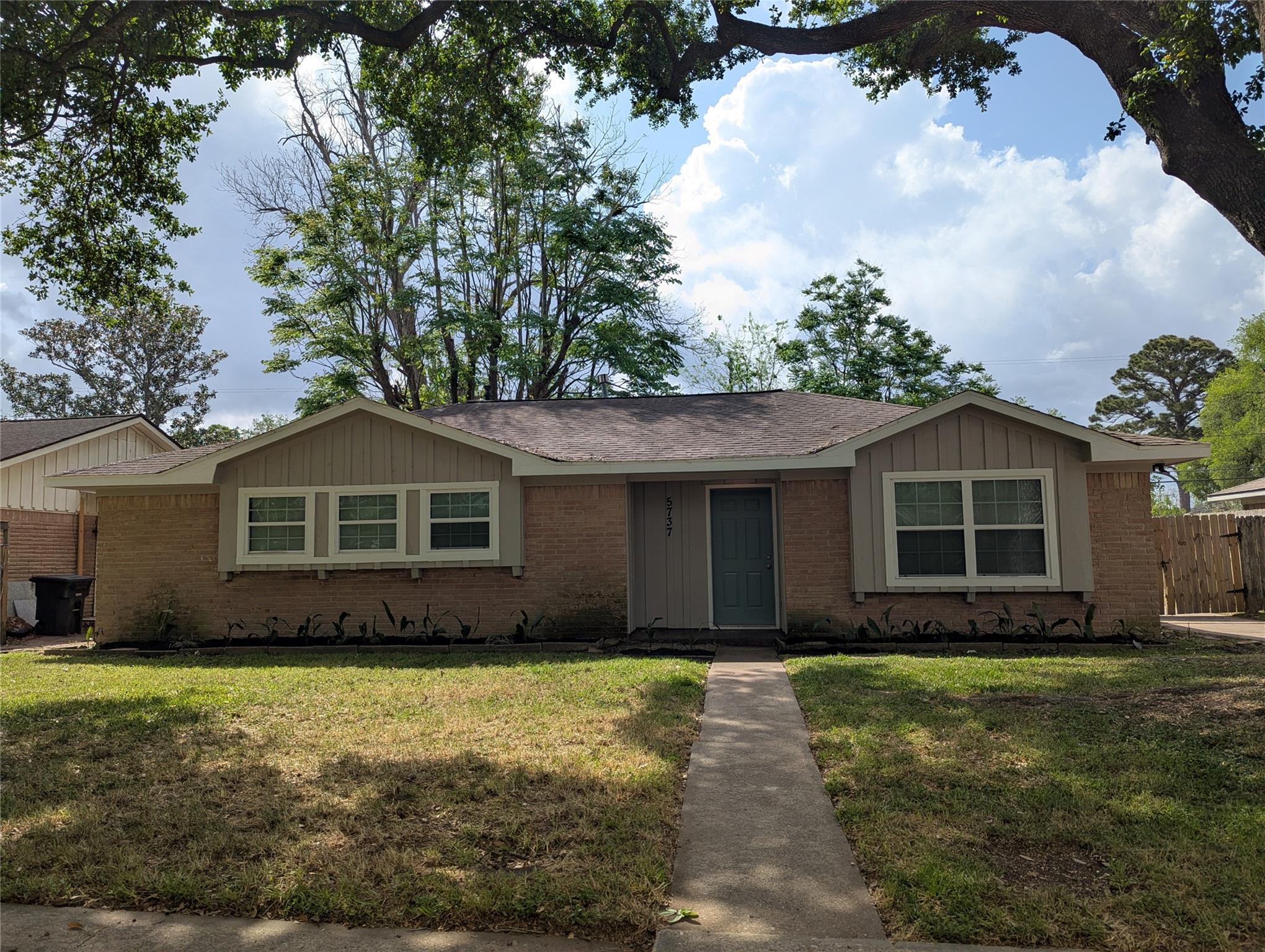 5737 Alvarado Drive — photo