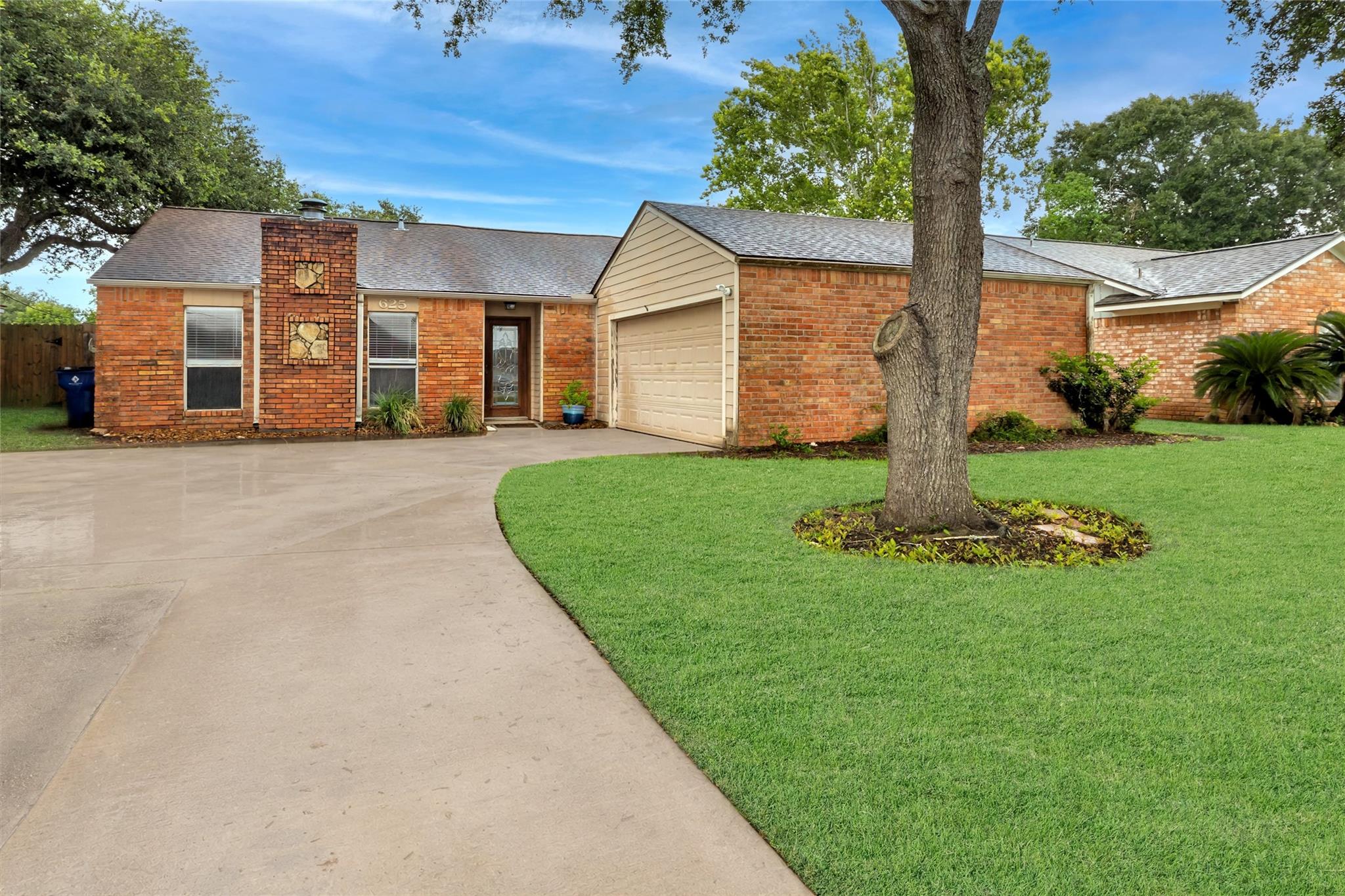 625 S Remington Drive — photo
