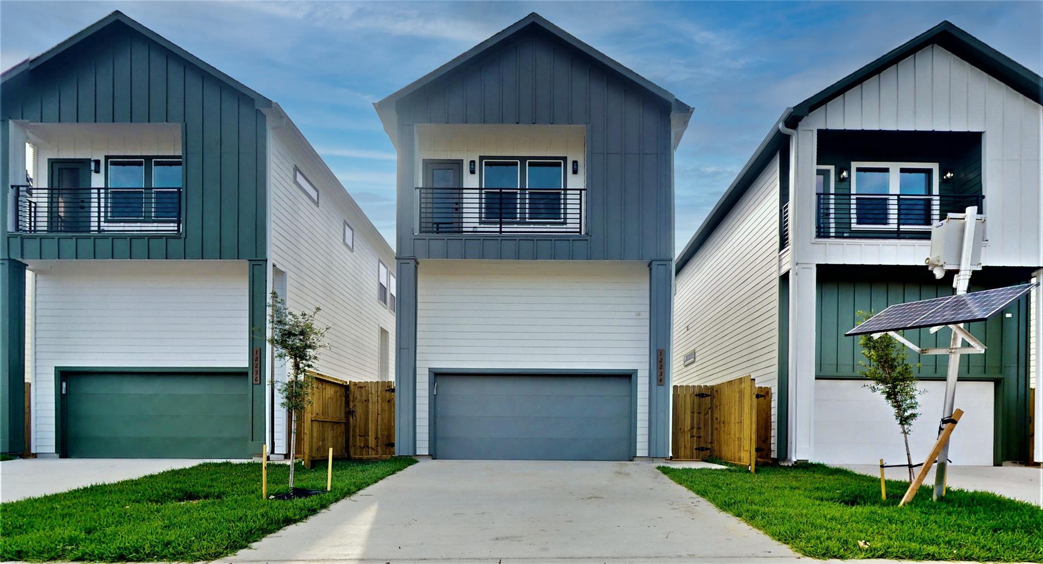 12234 Kirkgard — photo