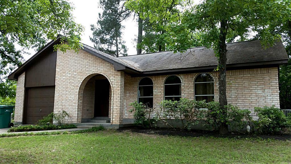 240 N Forest Drive — photo