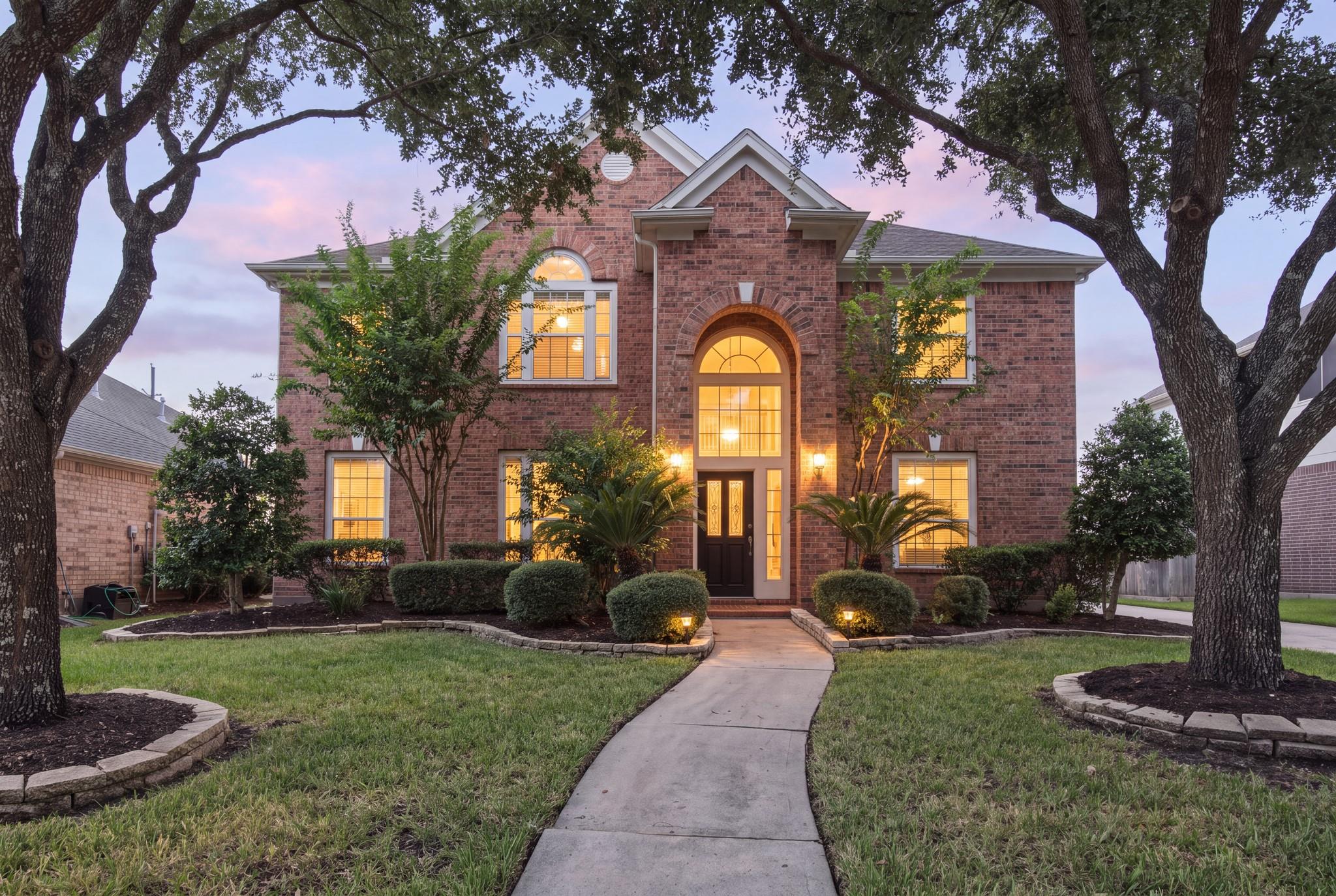 4426 Desert Cliff Court — photo