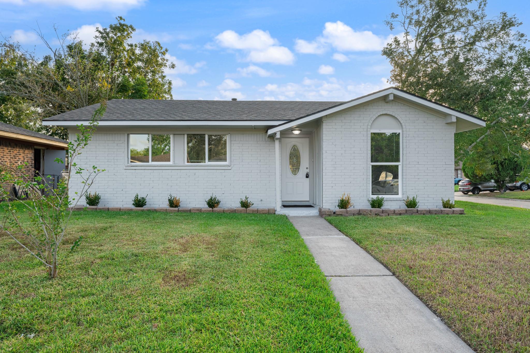 4802 Hannas Reef Drive — photo