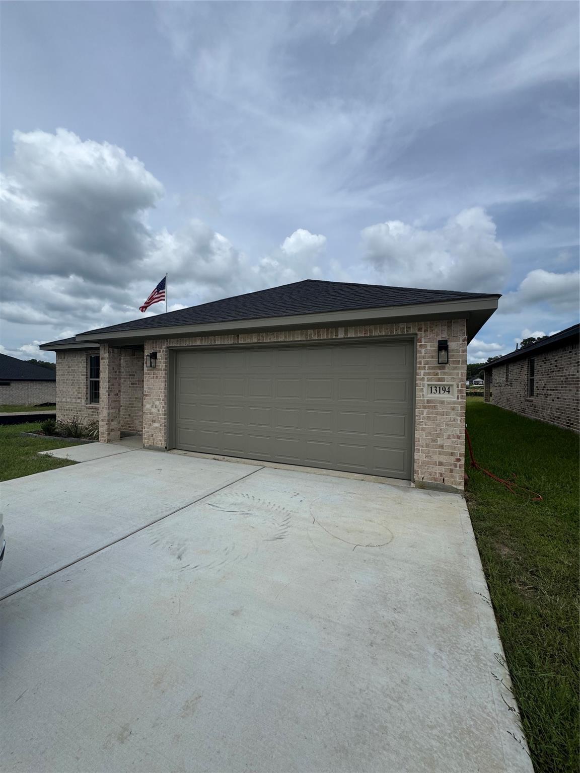 13194 Lake Conroe Bay Road — photo