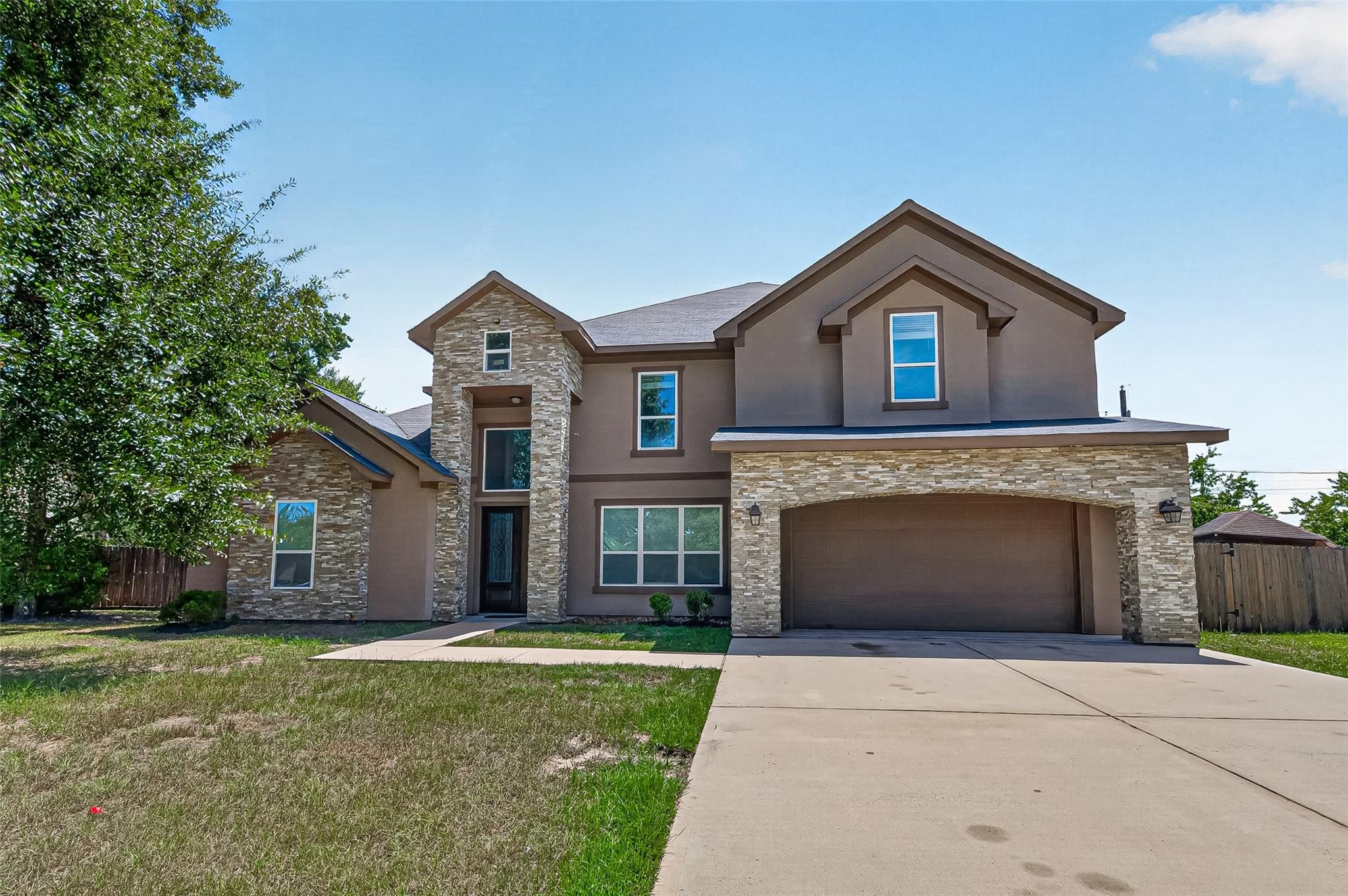 8807 Sedgemoor Drive — photo