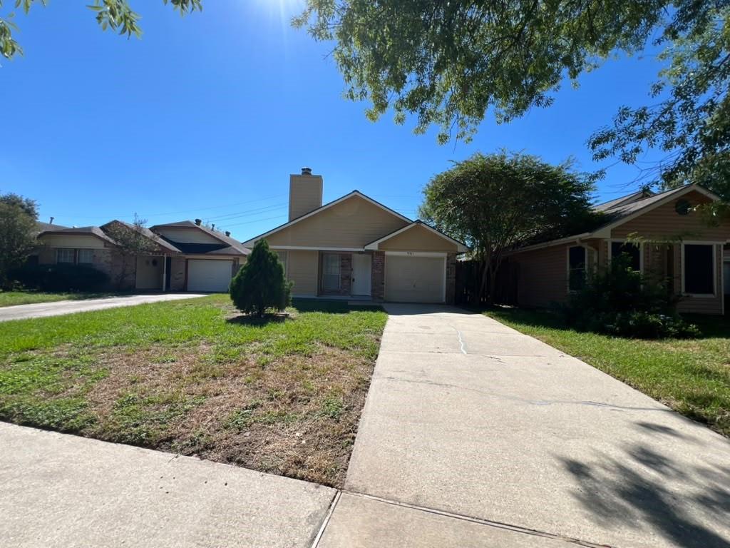 9311 Crescent Moon Drive — photo