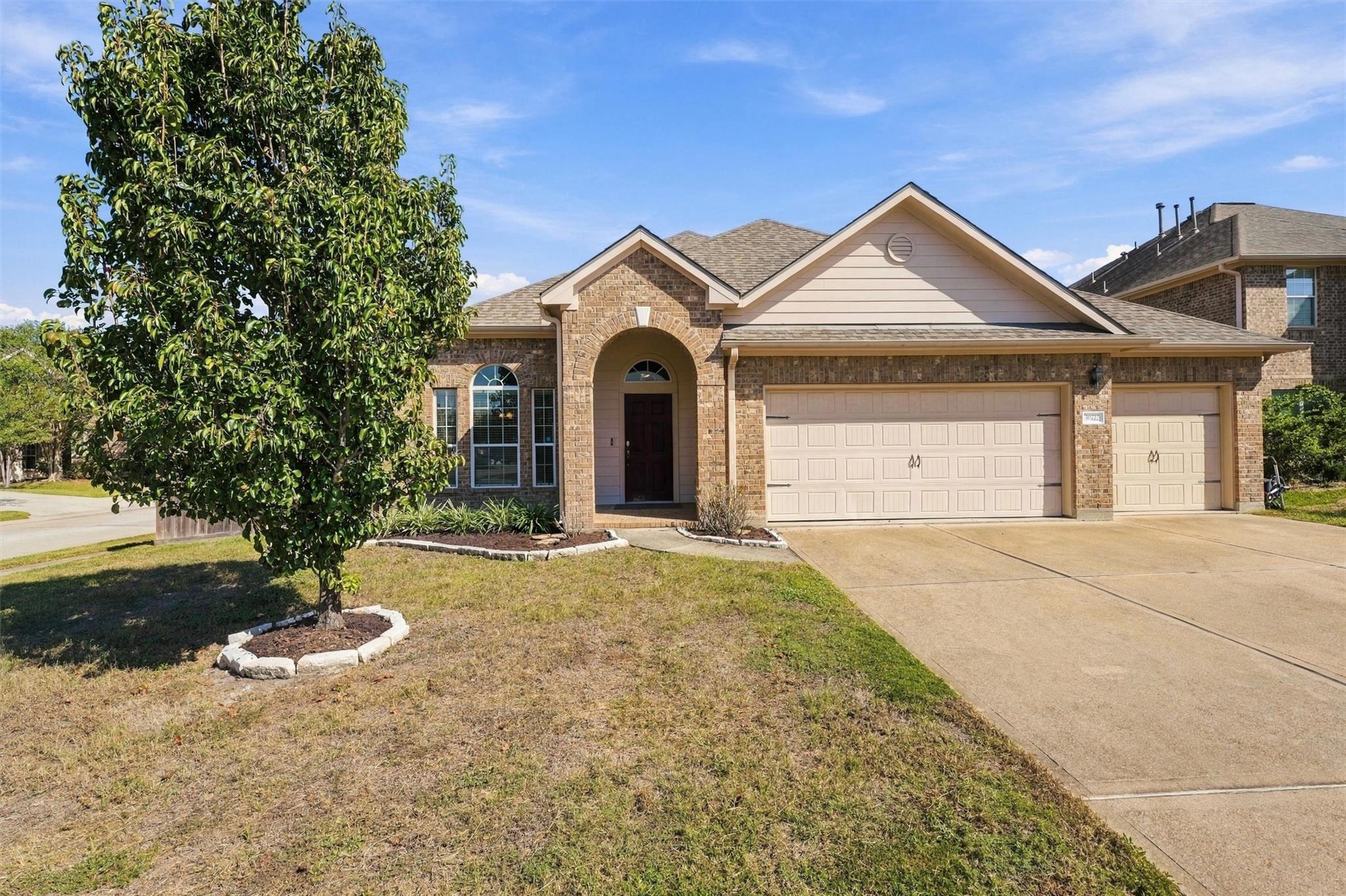 30722 Lily Trace Court — photo