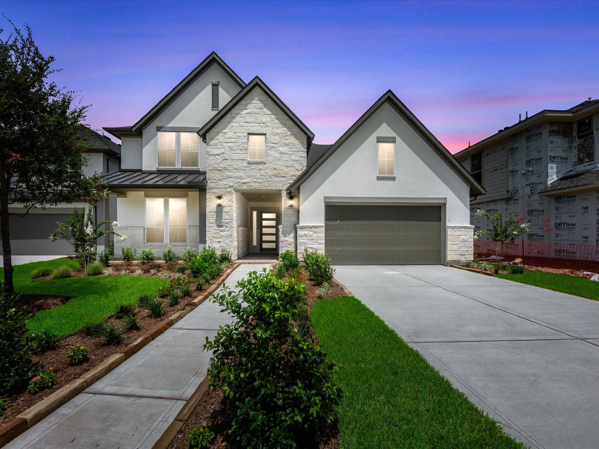 2718 Crown Ridge Drive — photo