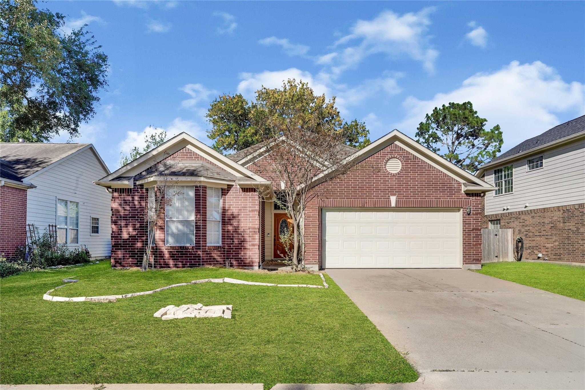 14902 Carolina Falls Lane — photo