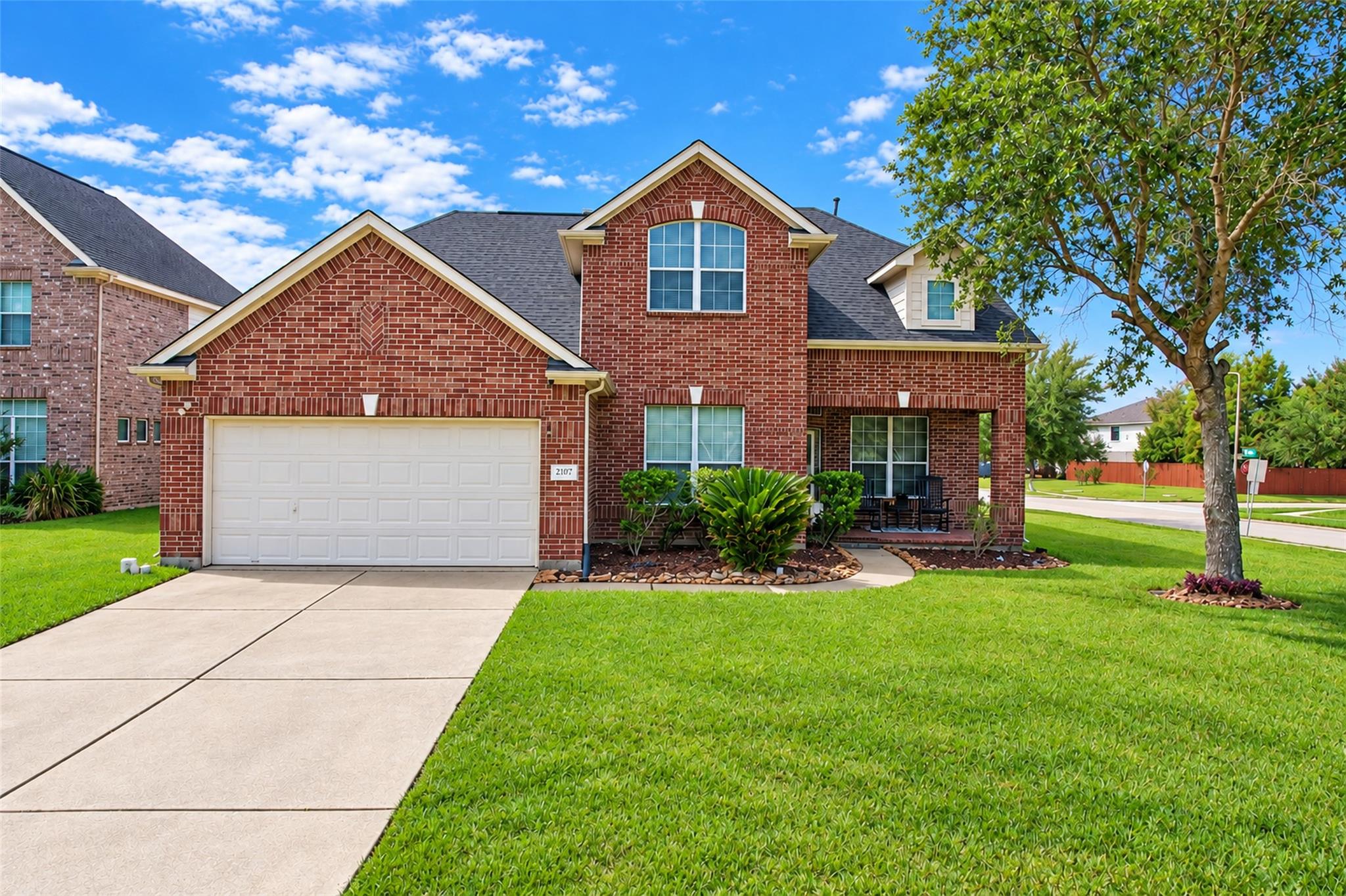 2207 Longspur Lane — photo