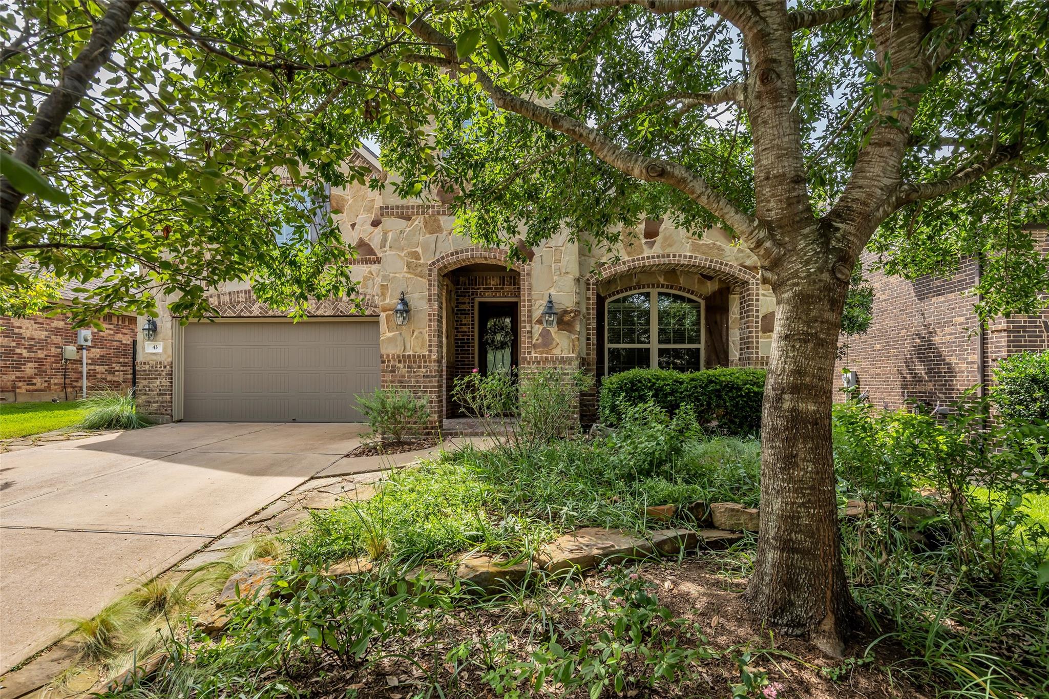 43 Hearthshire Circle — photo