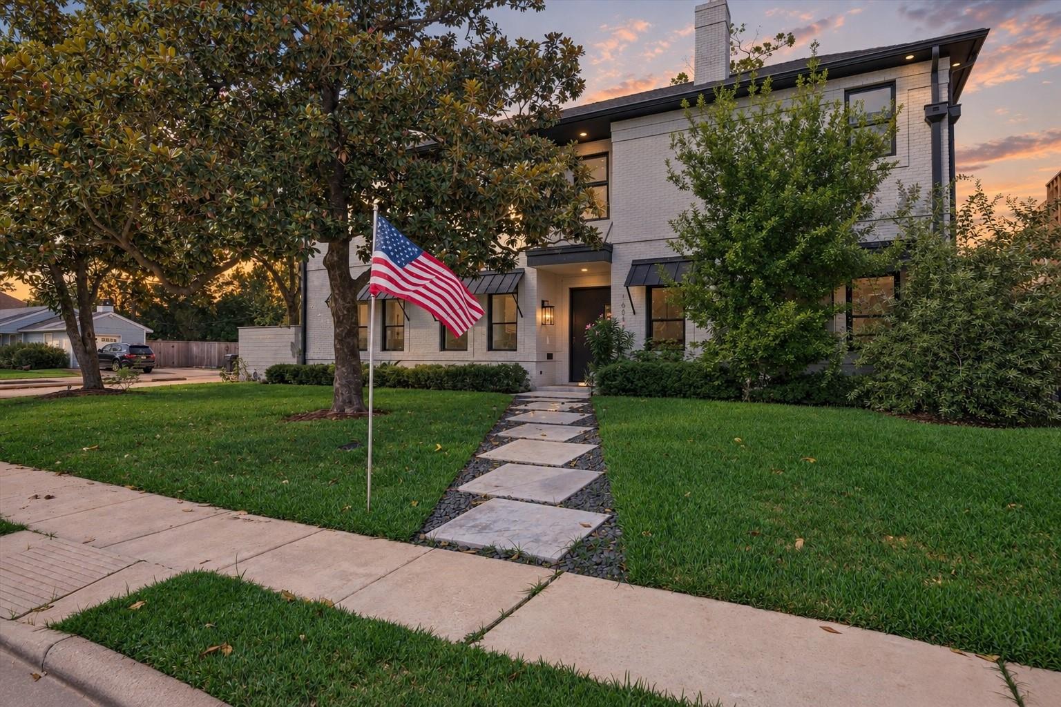 1601 Pine Chase Drive — photo