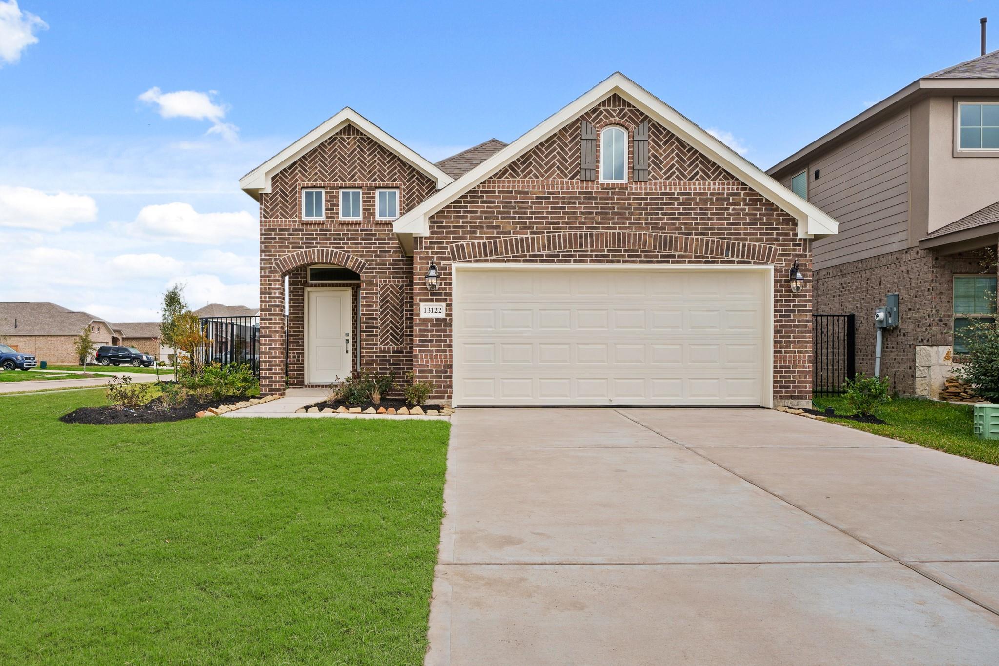 13122 Leisure Cove Drive — photo