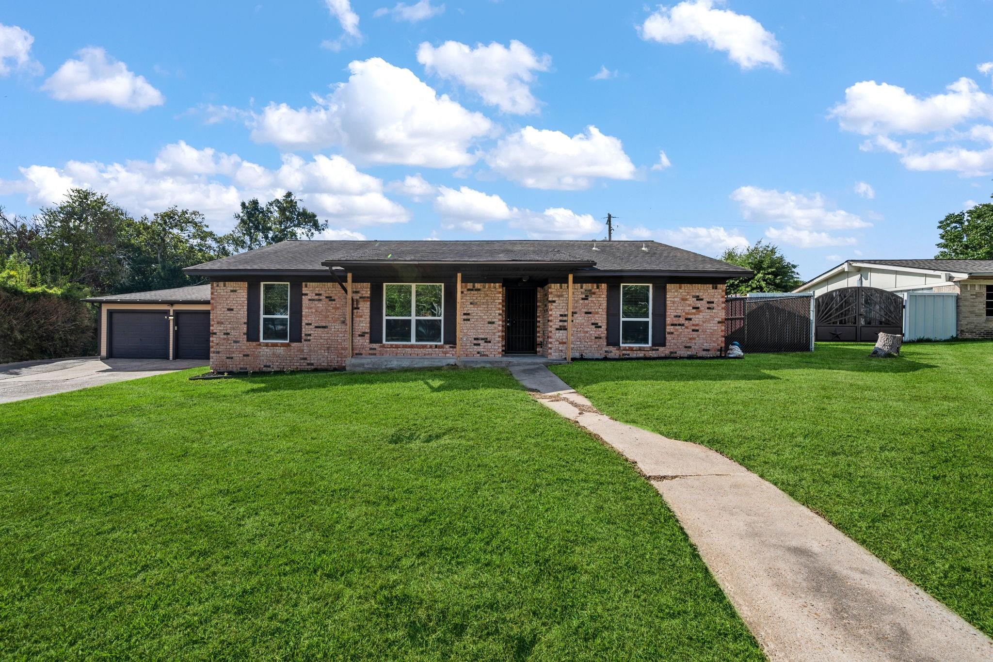 709 Scenic Drive — photo
