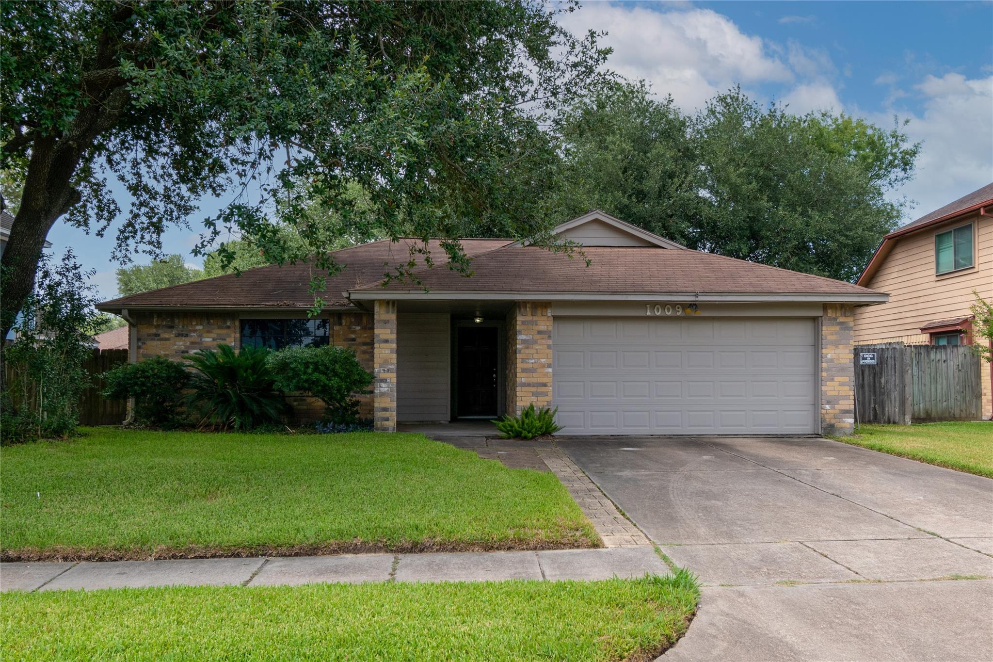 1009 Wildwood Drive — photo