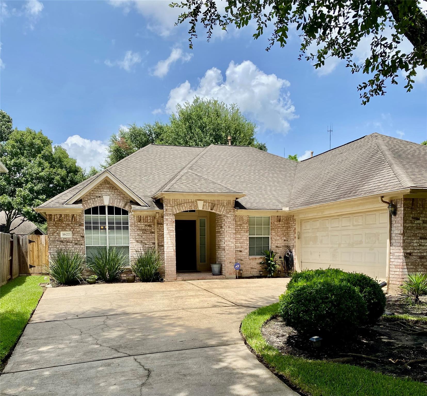 1622 Parkview Lane — photo