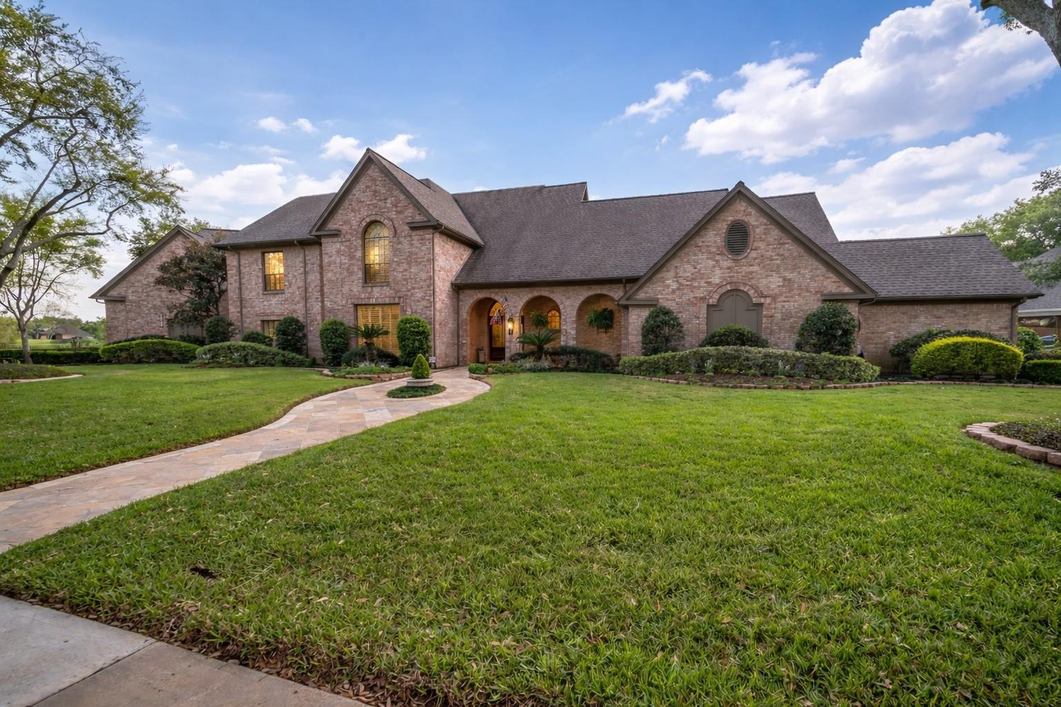 23 Muirfield Way — photo