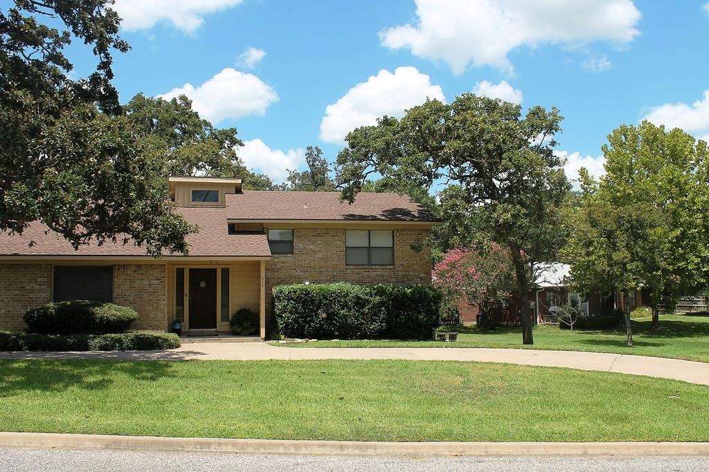 214 Briarwood Drive — photo