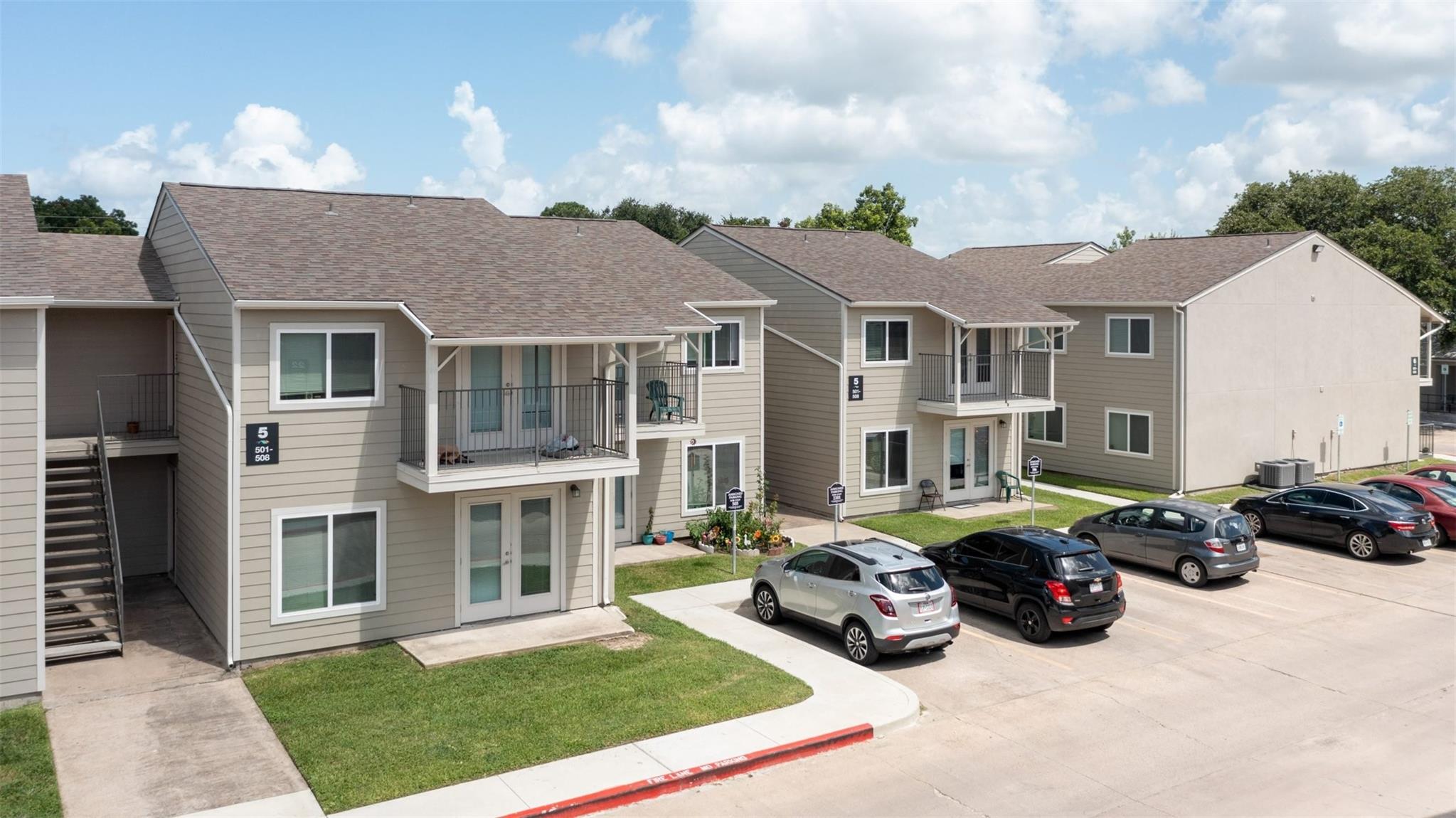 2008 Sam Houston — photo