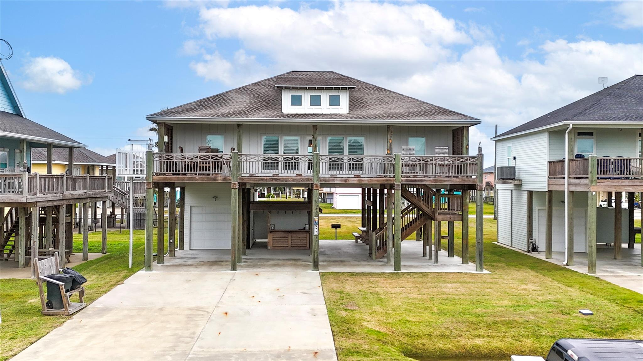 972 Bahama Drive — photo