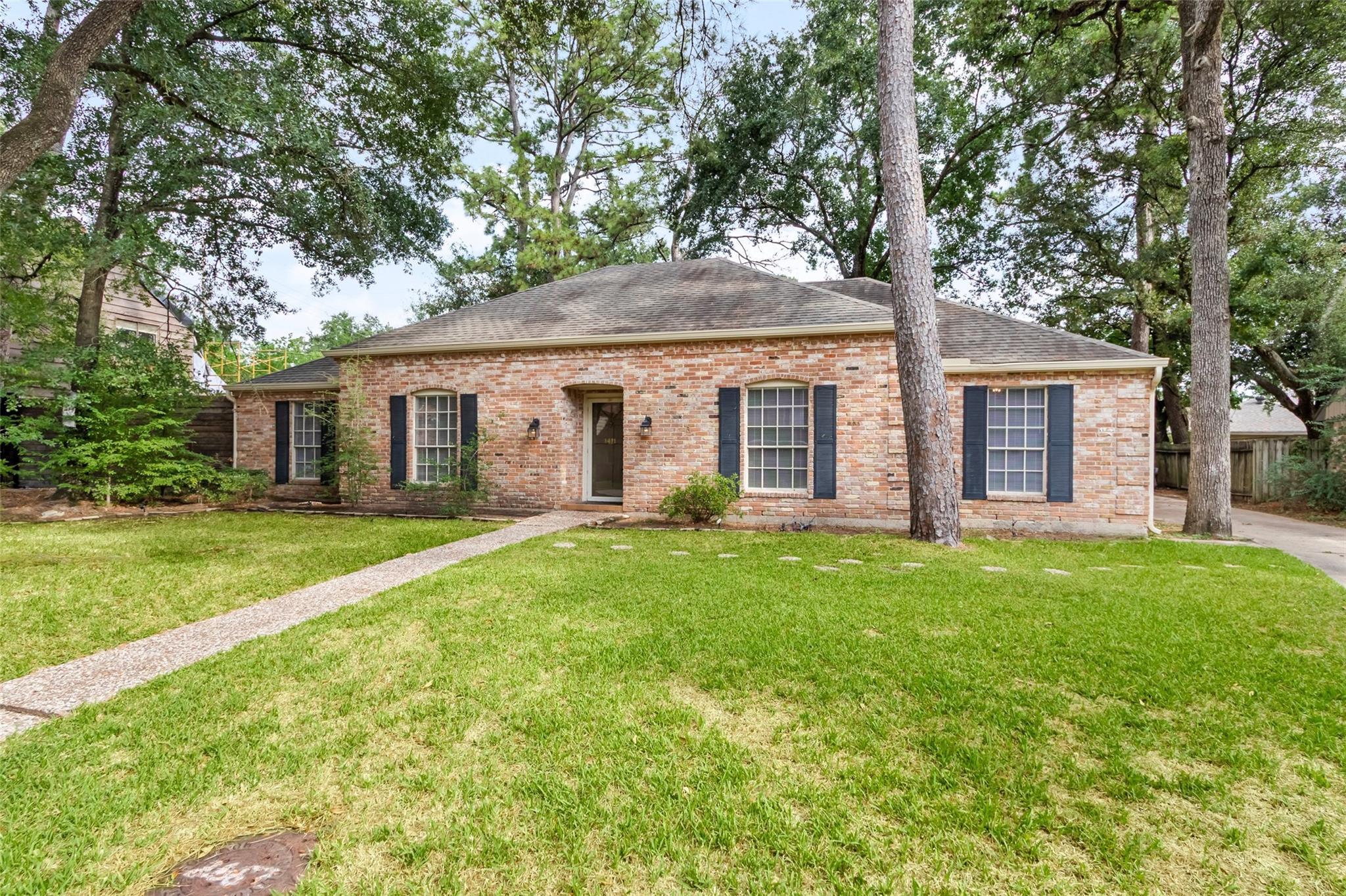 1411 Big Horn Drive — photo