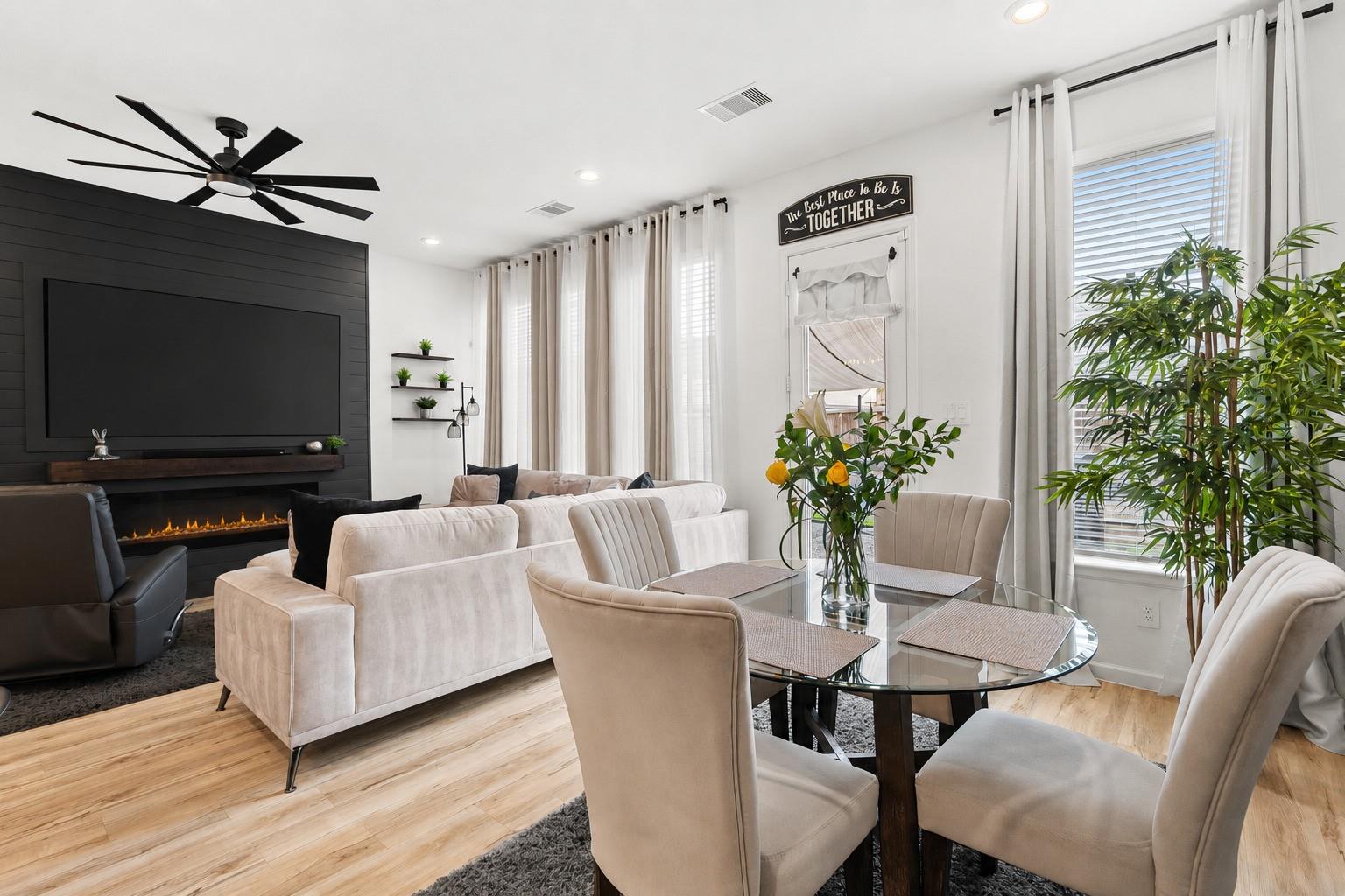 641 Royal Arch Drive — photo