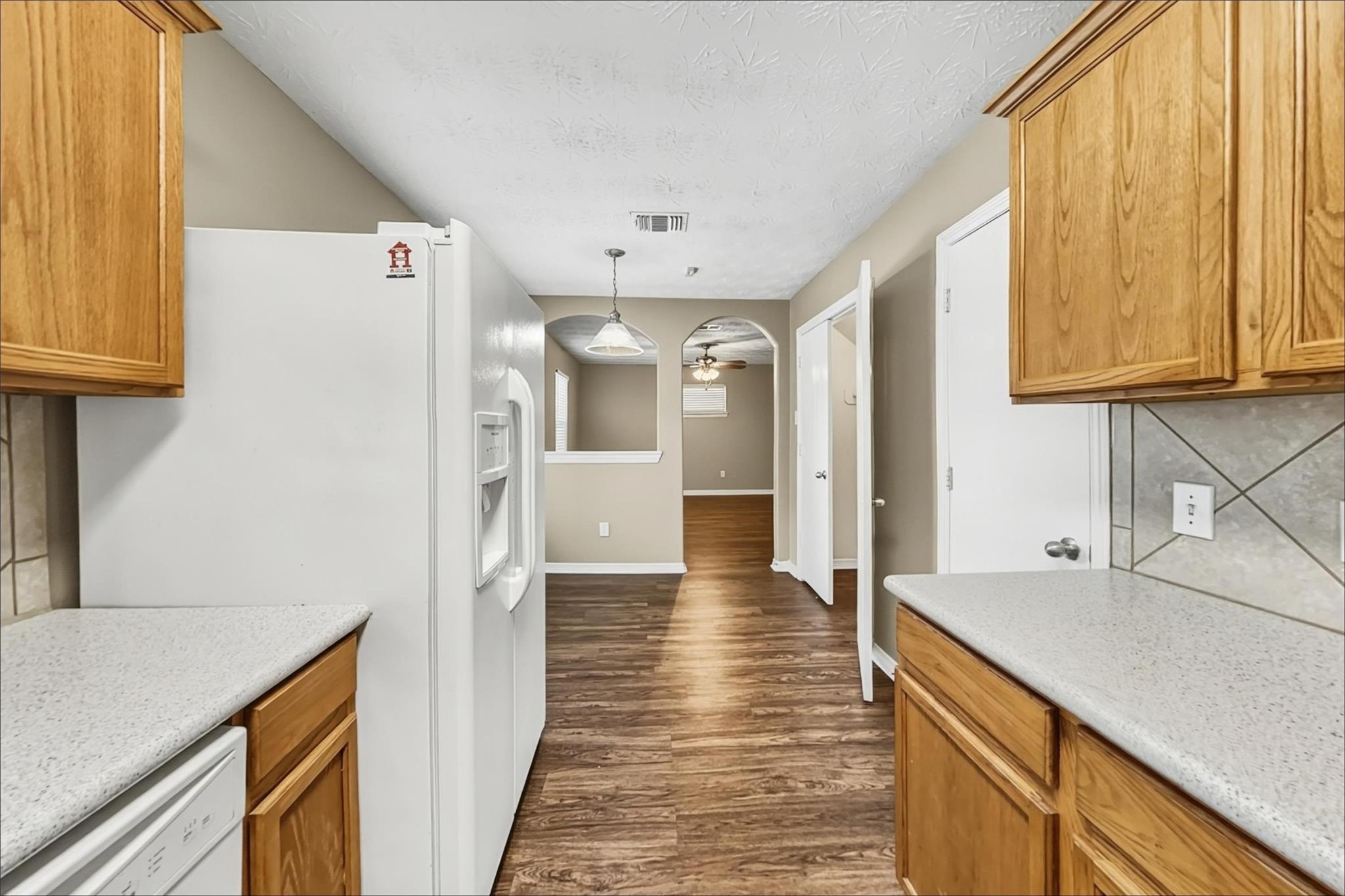 5010 Deerpath Drive, Conroe, TX 77303 — photo 3
