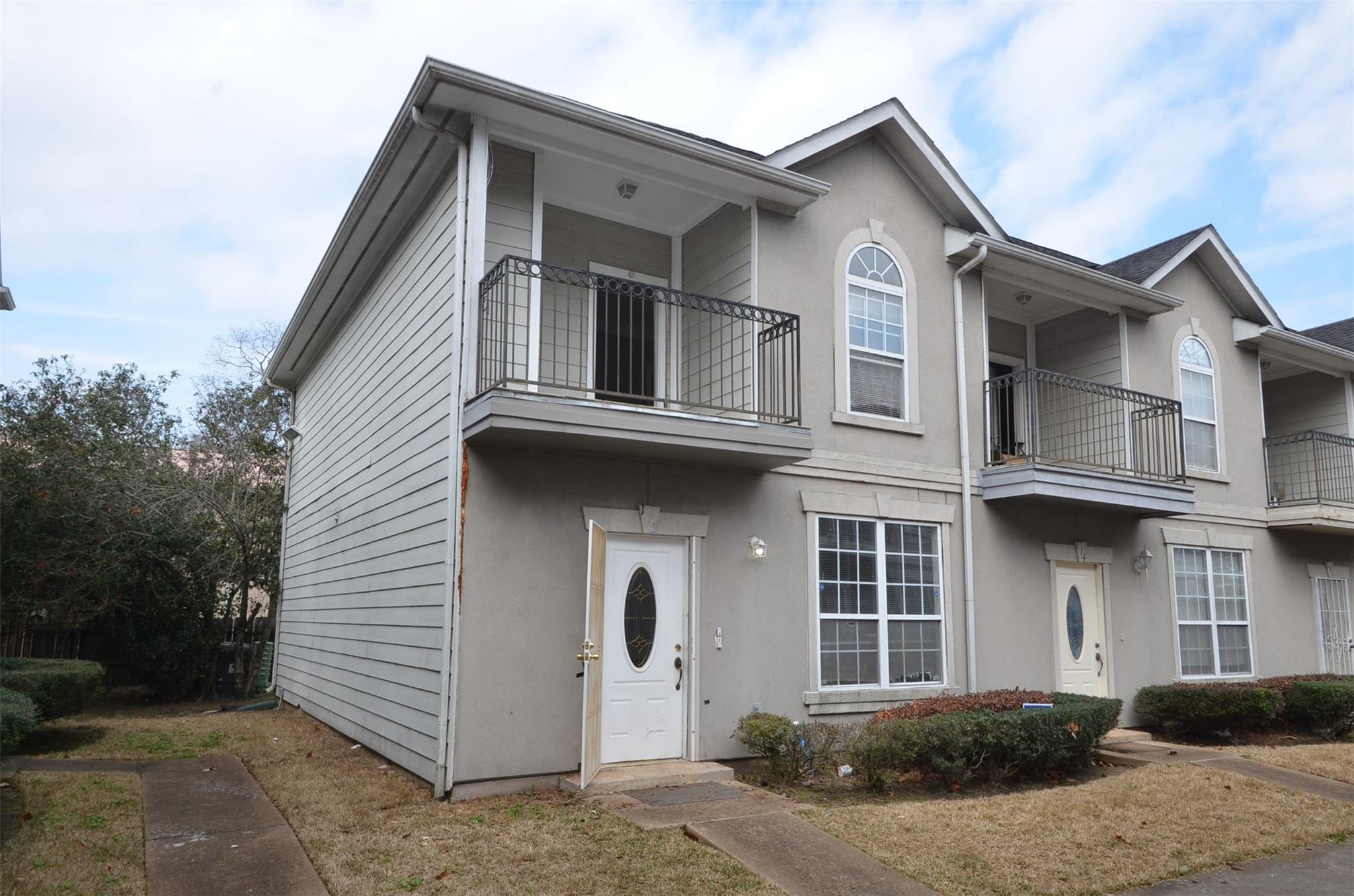 11045 Landswalk Drive #115 — photo