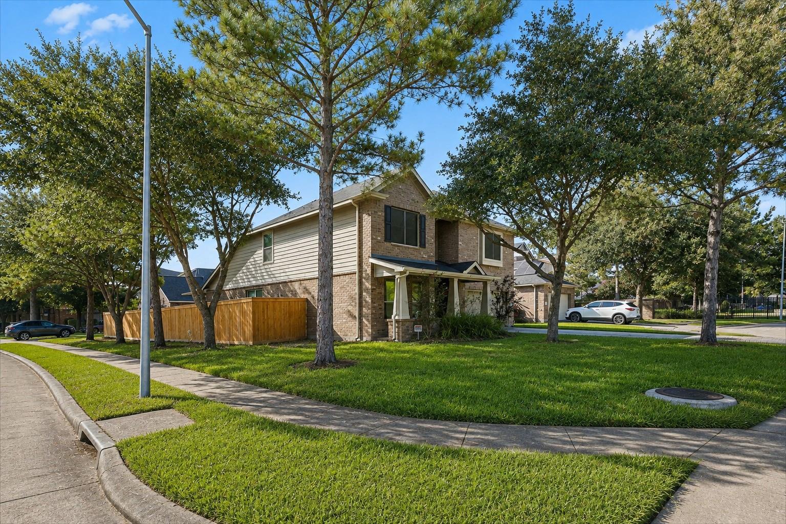 17206 Lowell Lake Lane — photo