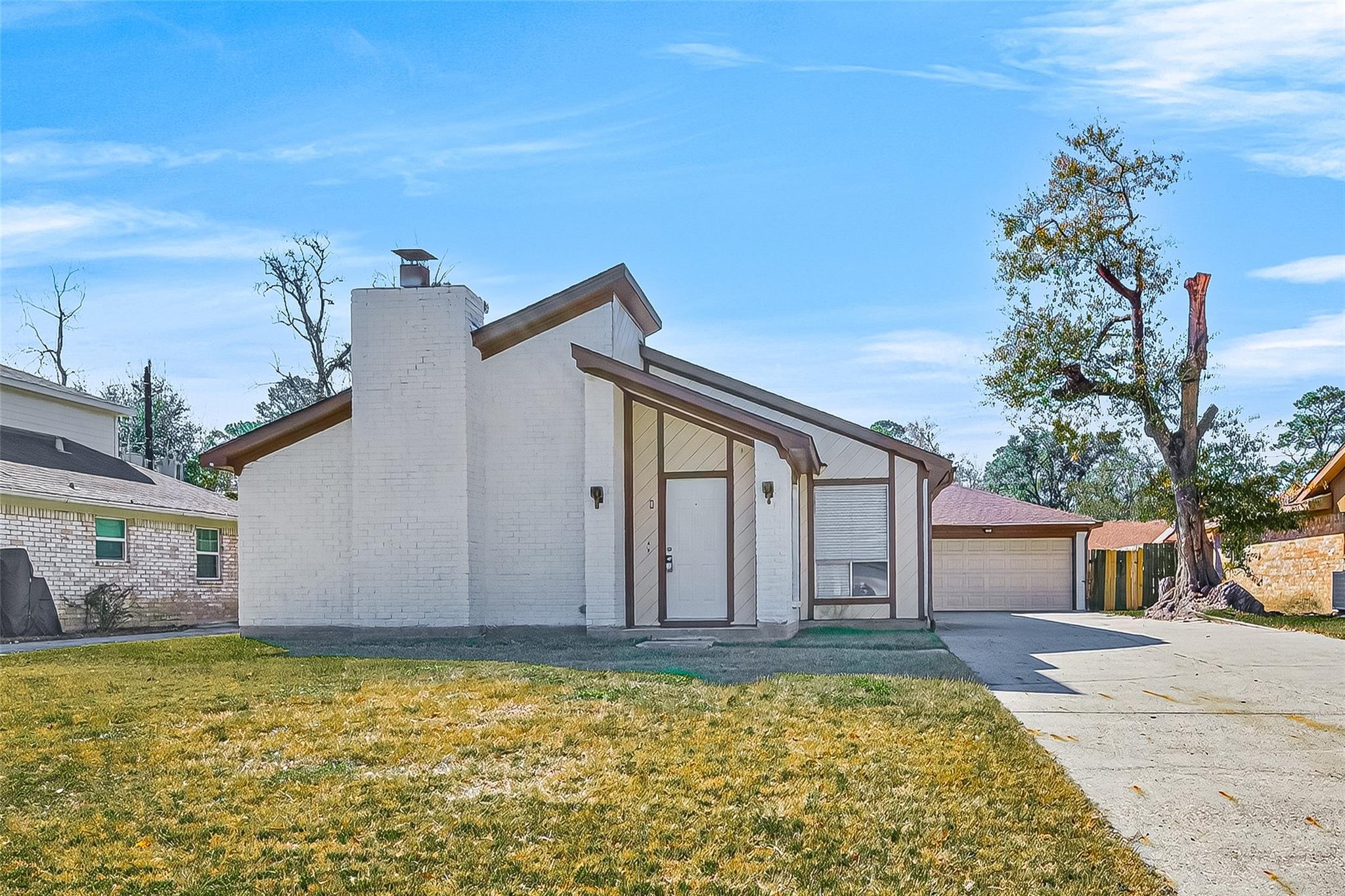2406 Deasa Drive — photo