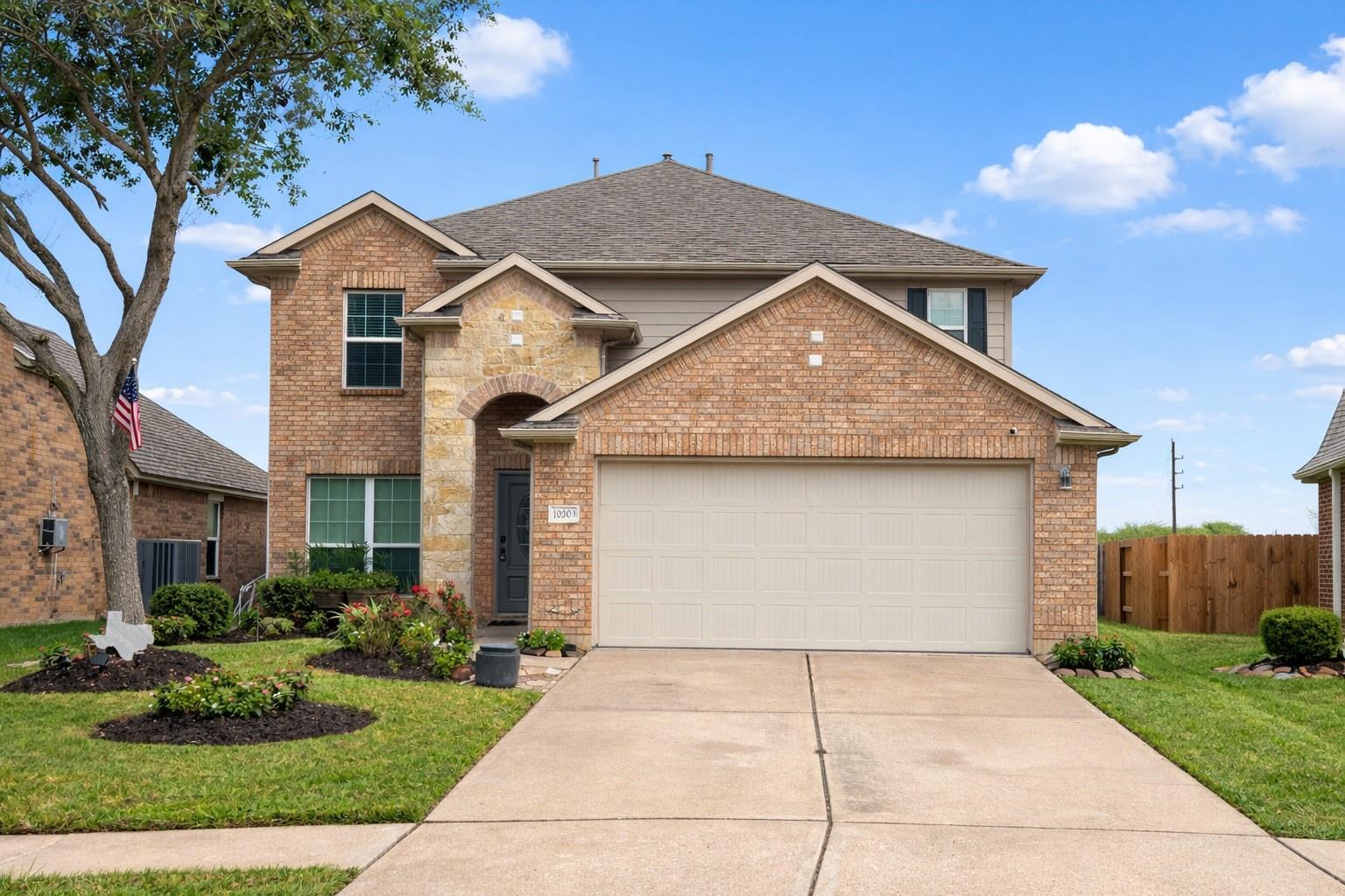 10203 Hidden Creek Falls Lane — photo