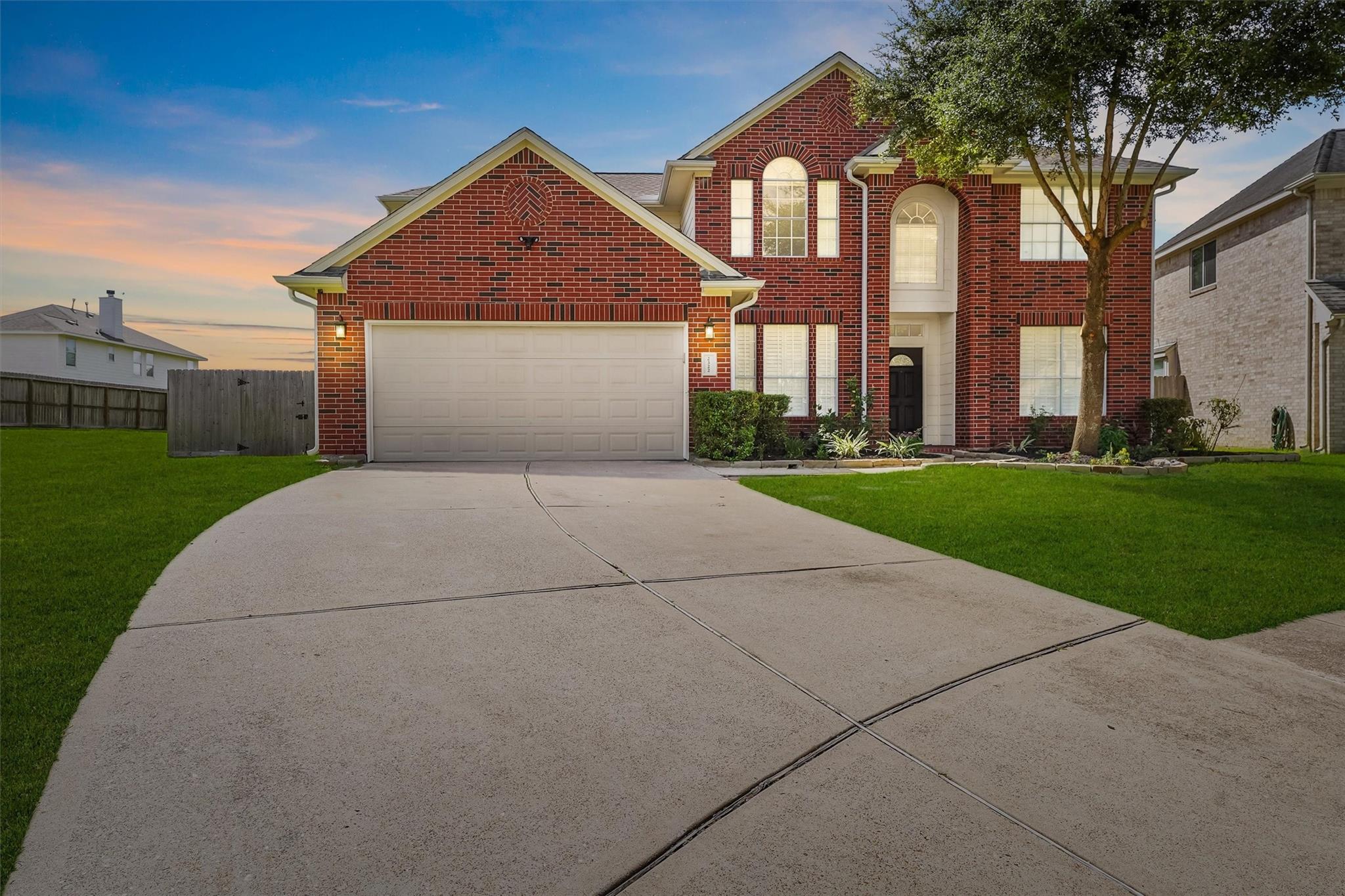 2322 Meadow Briar Drive — photo