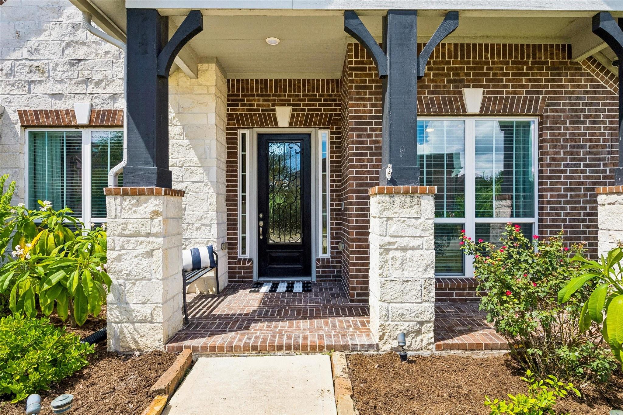 7203 Lake View Terrace Drive — photo