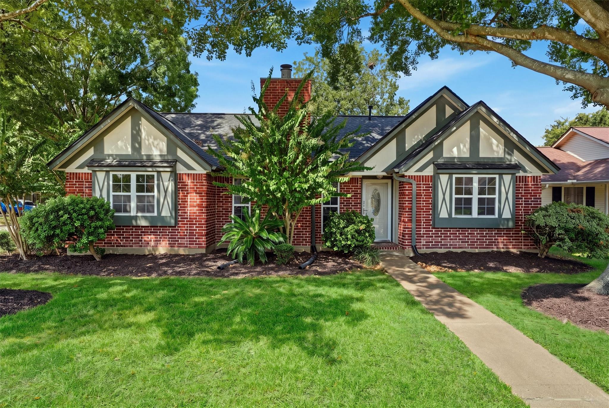 3734 Sweetbriar Drive — photo