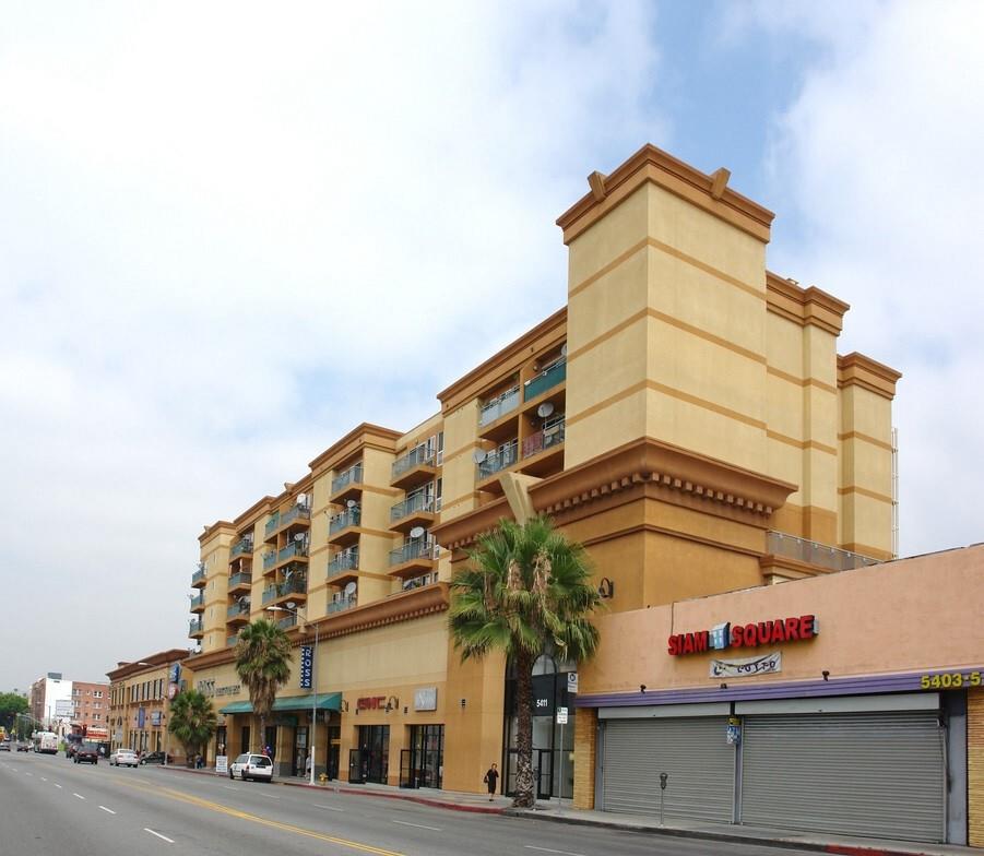 5411 Hollywood Blvd — photo