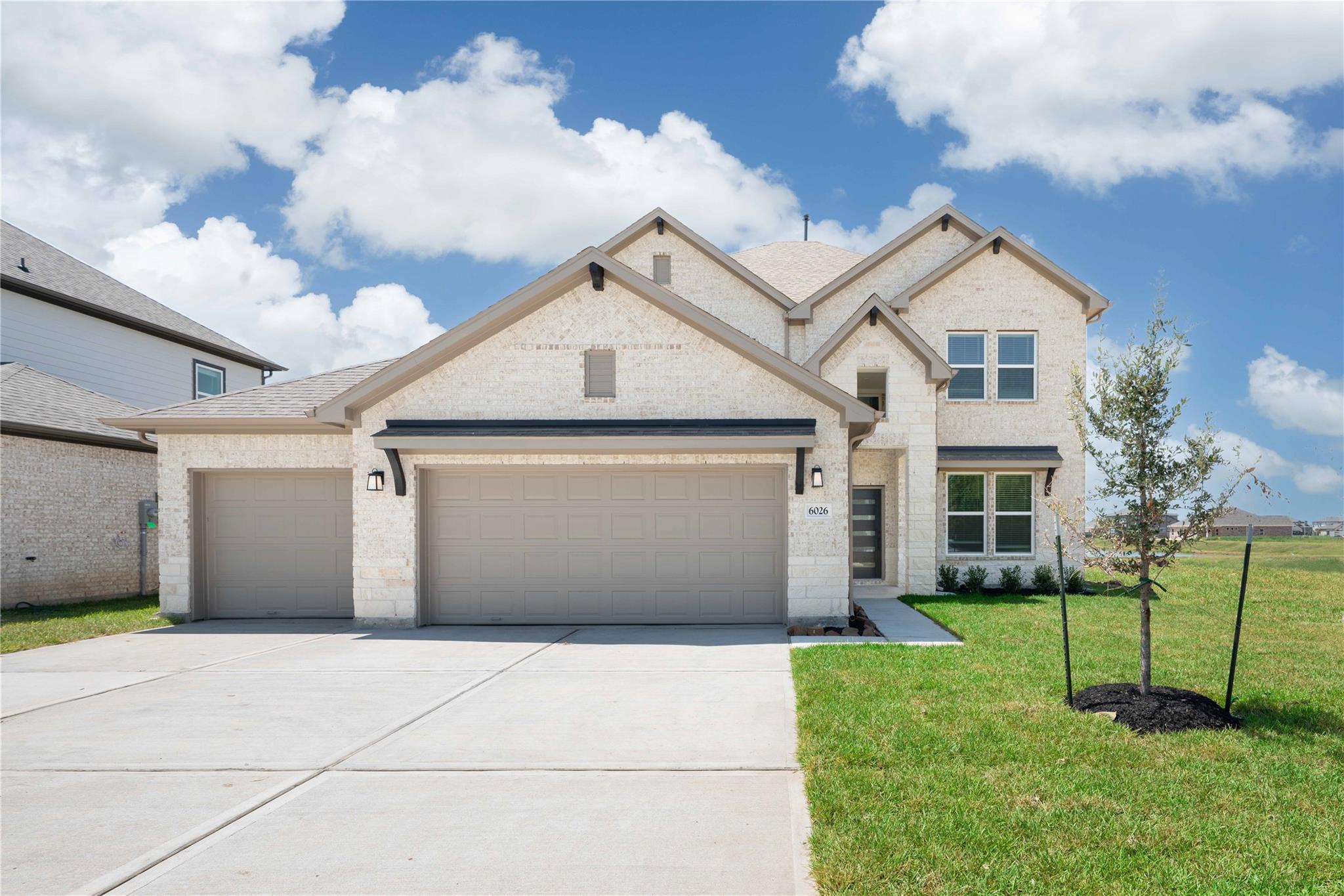 6026 Royal Palm Drive — photo