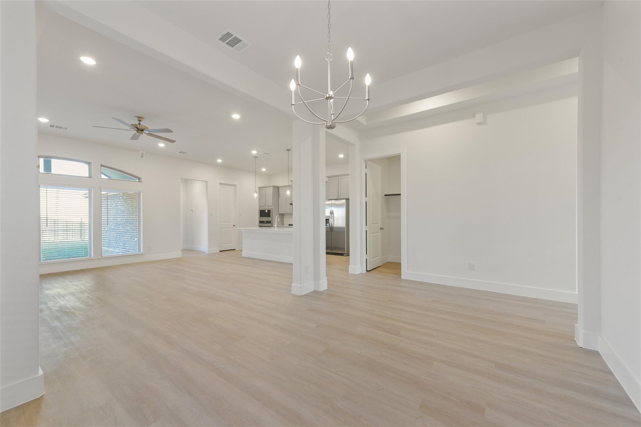 1525 Apache Heights Drive — photo