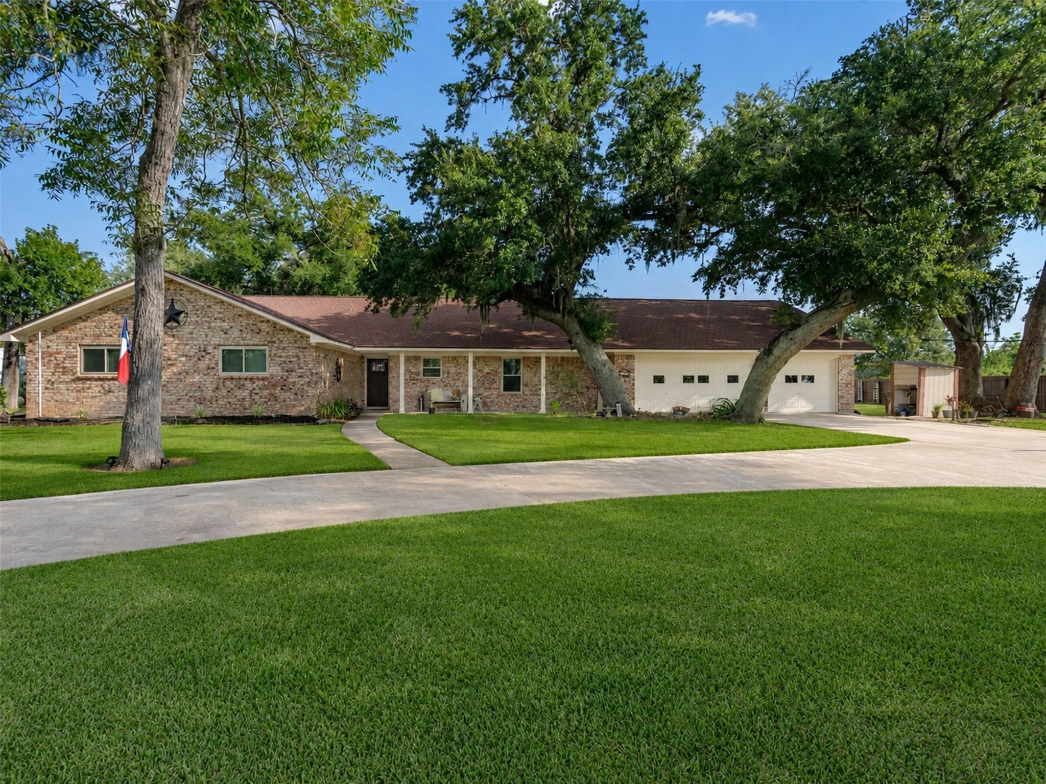 312 County Road 201 — photo