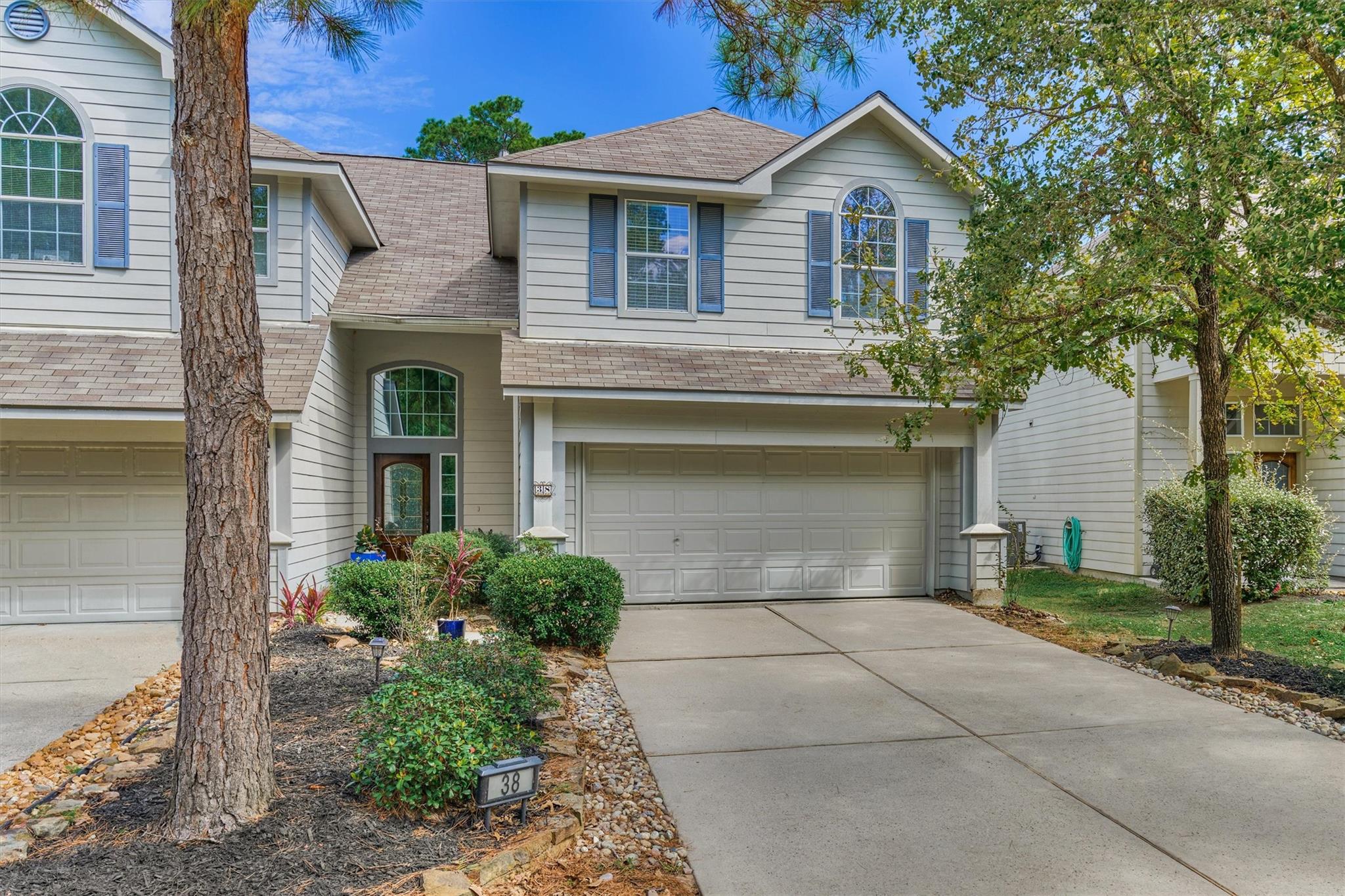 38 E Burberry Circle — photo