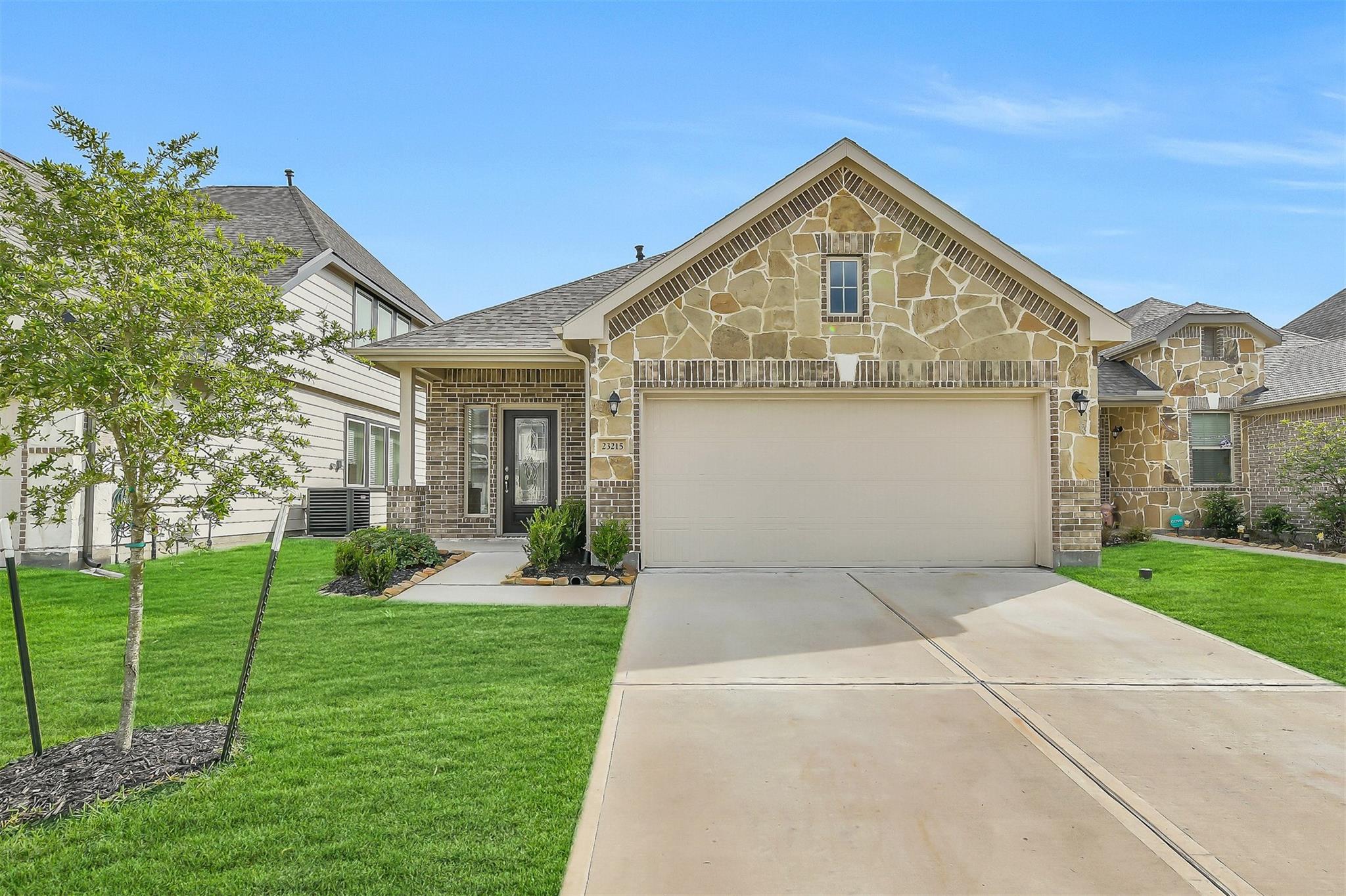 23215 Birmingham Grove Lane — photo