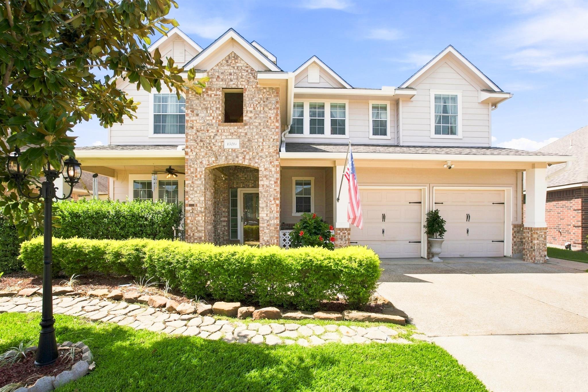 15214 Walden Park Court — photo