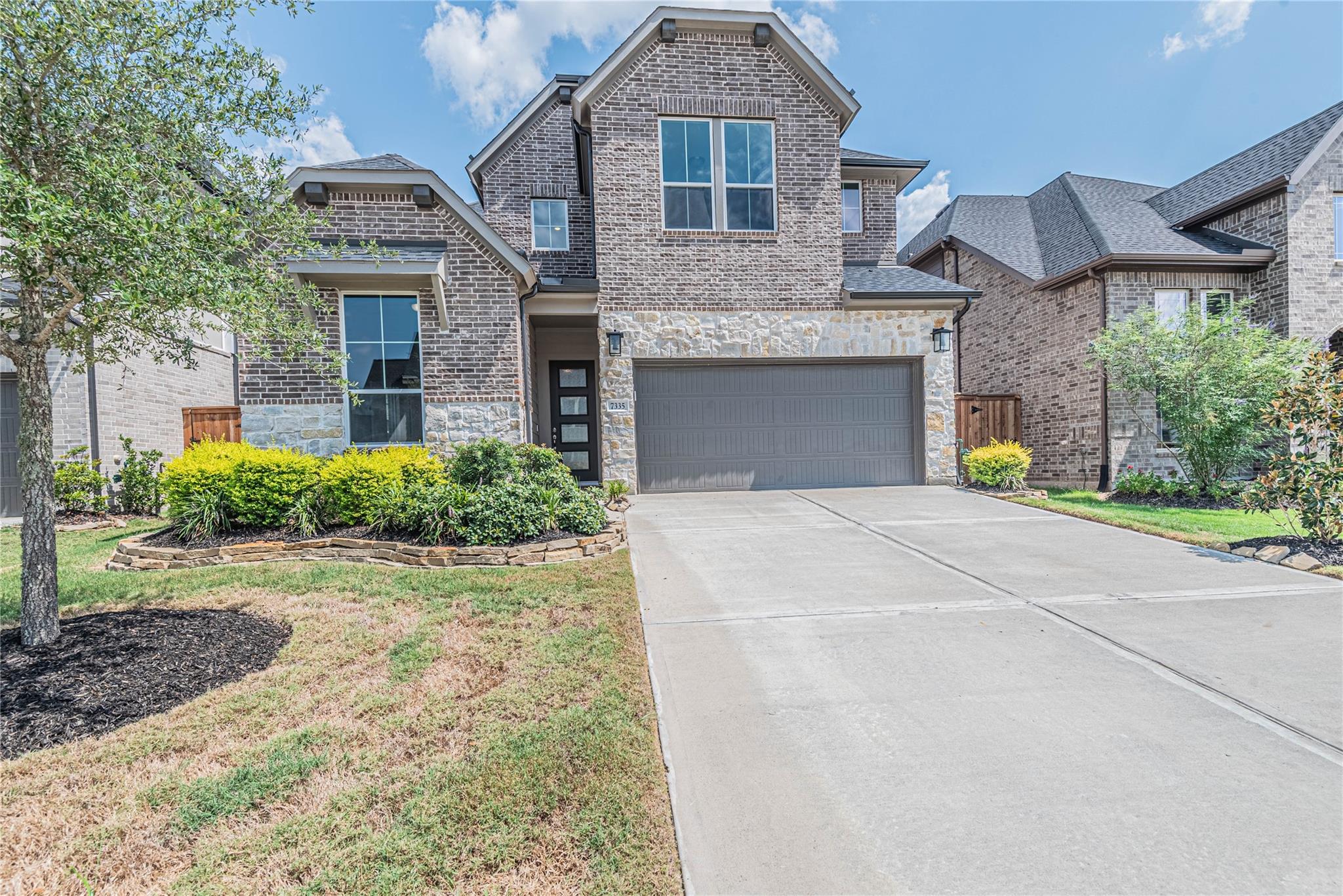 7335 Rolling Grove Lane — photo