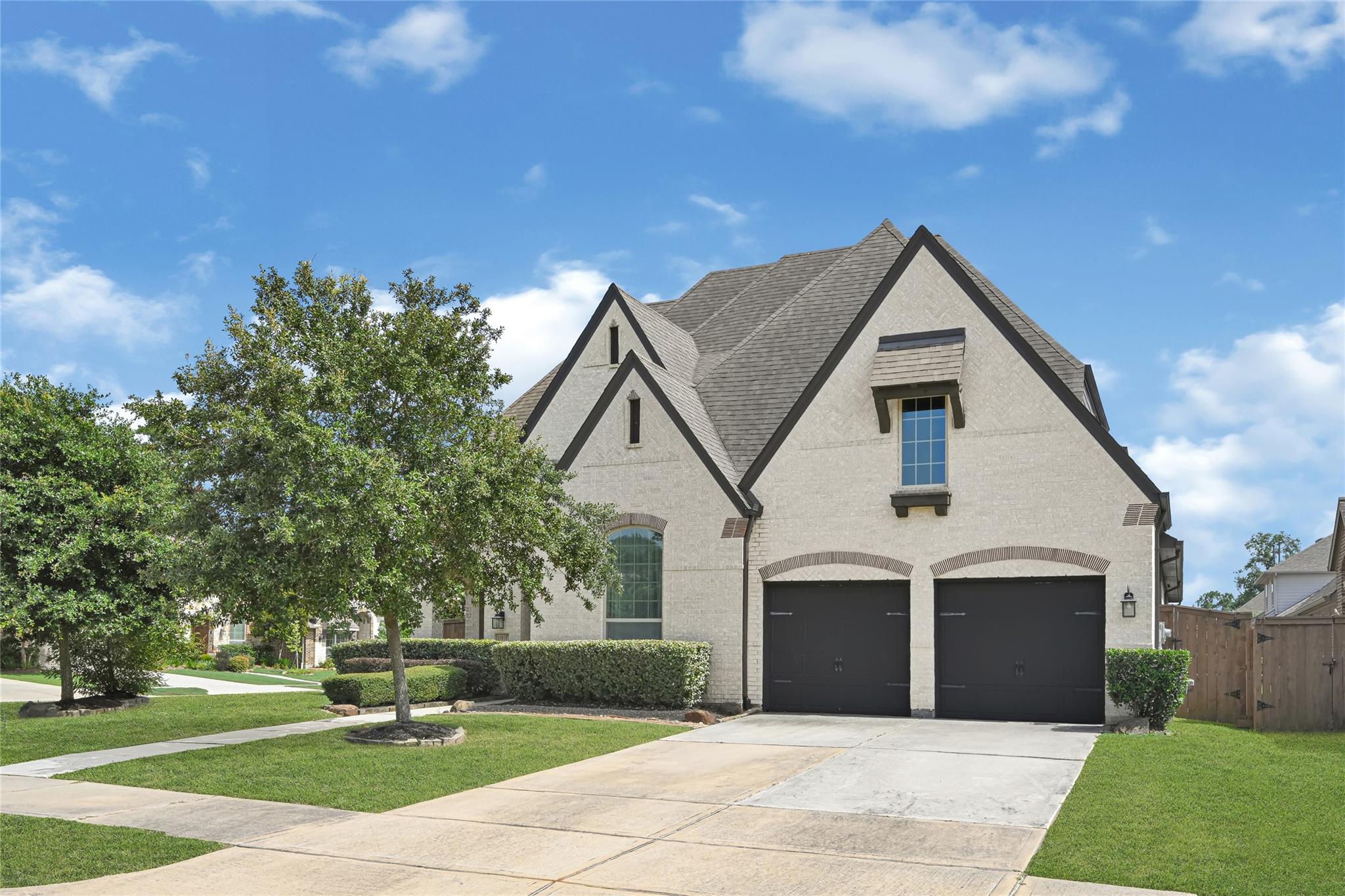 13018 Fernbank Forest Drive — photo